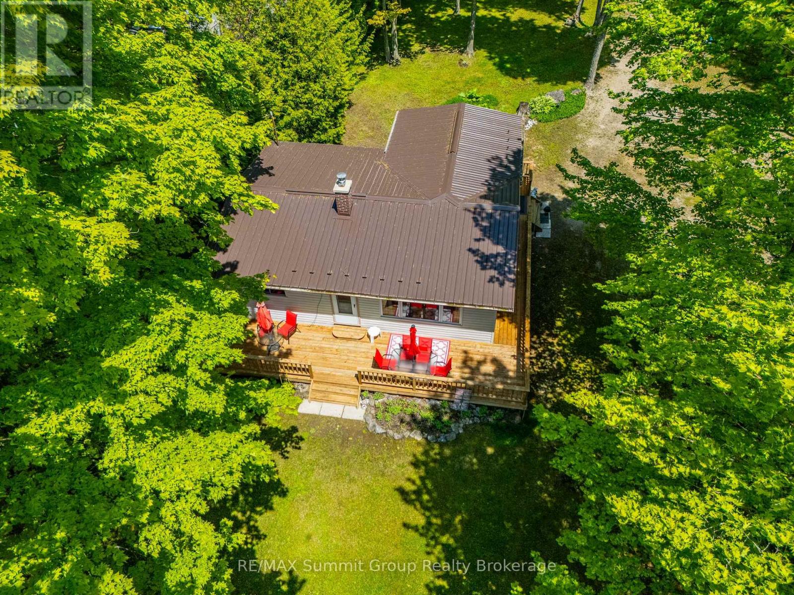 182 Lakeshore Boulevard, Grey Highlands, Ontario  N0C 1E0 - Photo 5 - X12199412