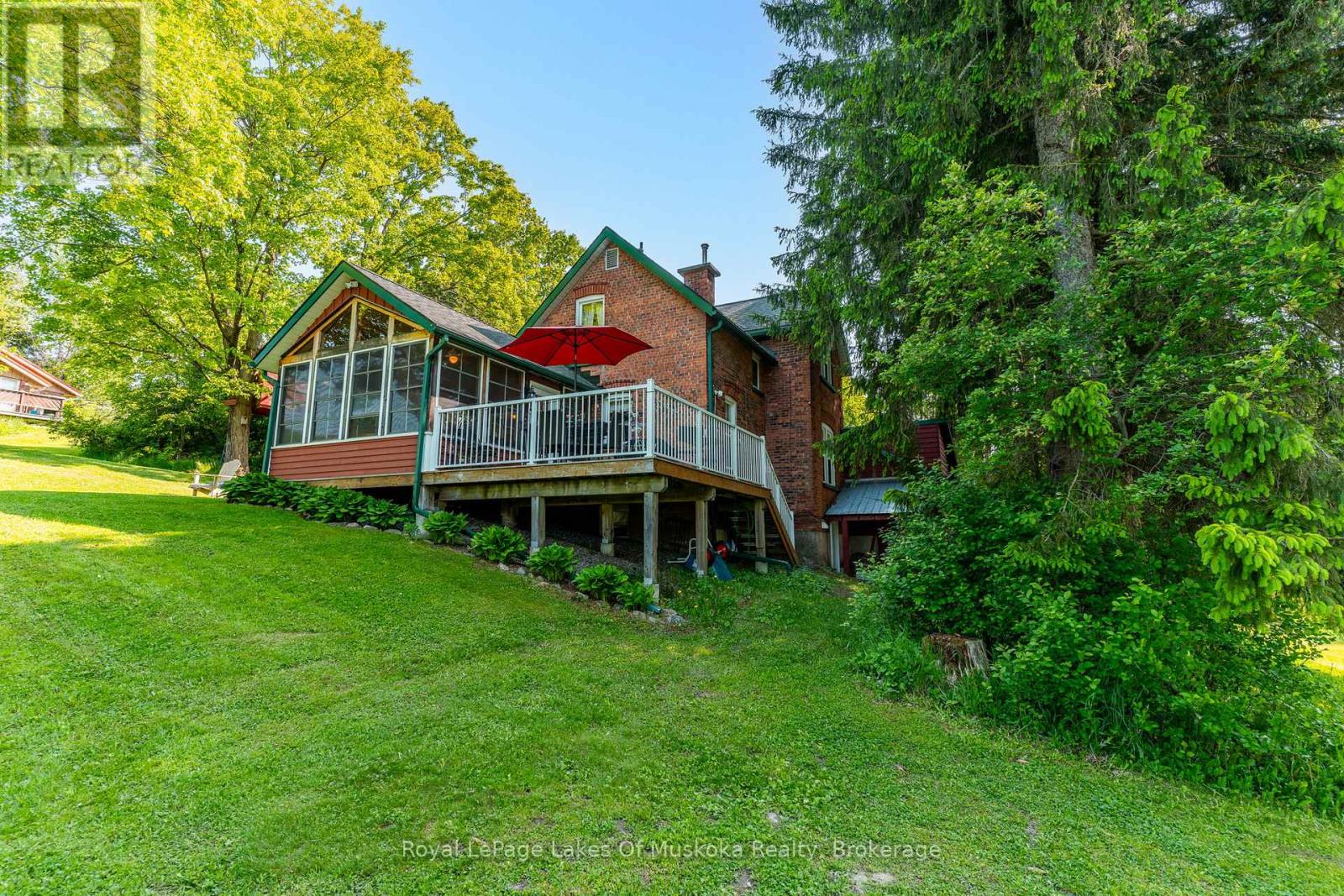 229 Fraserburg Road, Bracebridge, Ontario  P1L 0G9 - Photo 36 - X12199447