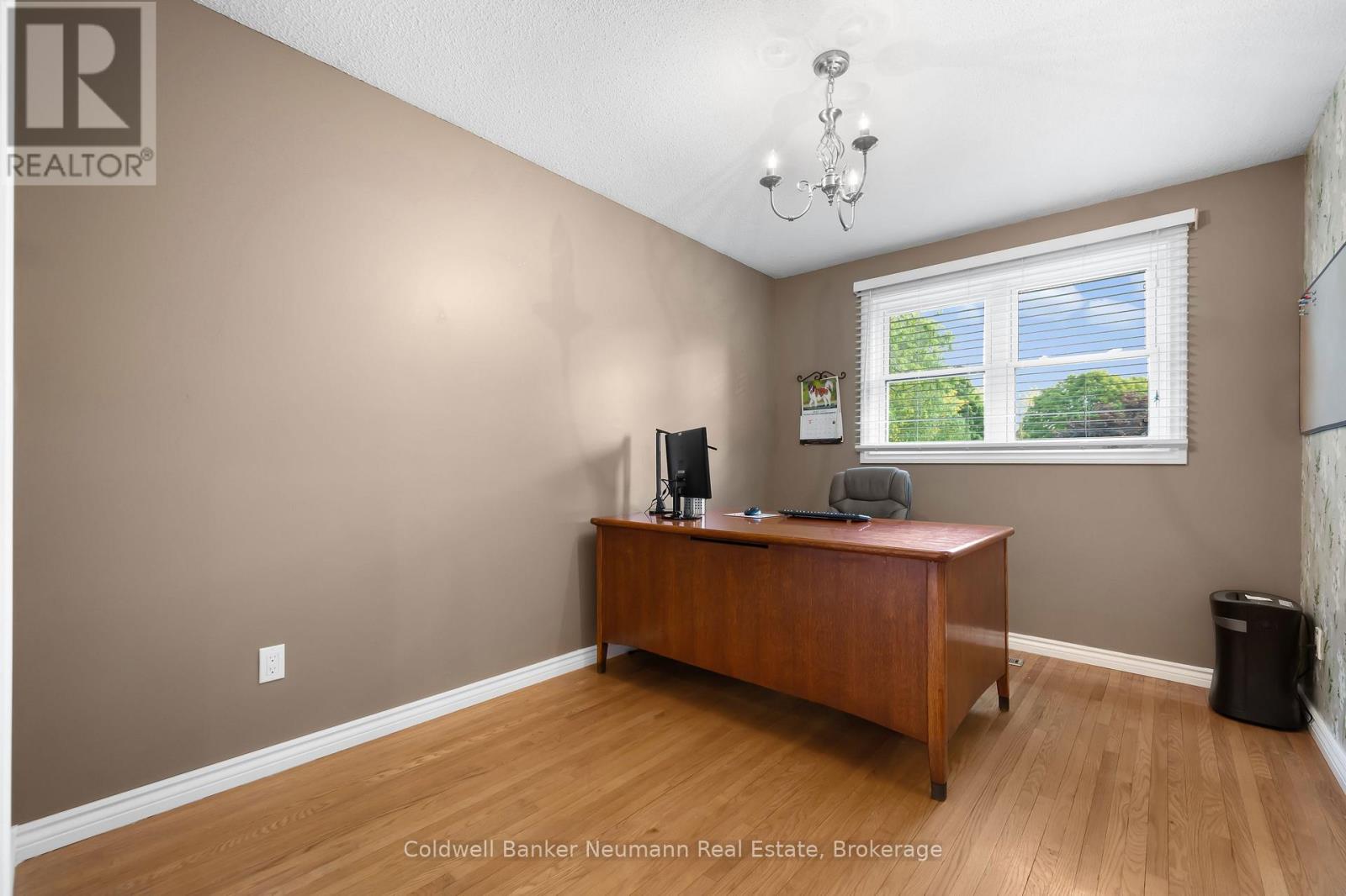 5 Vista Terrace, Guelph, Ontario  N1E 1A2 - Photo 29 - X12199472