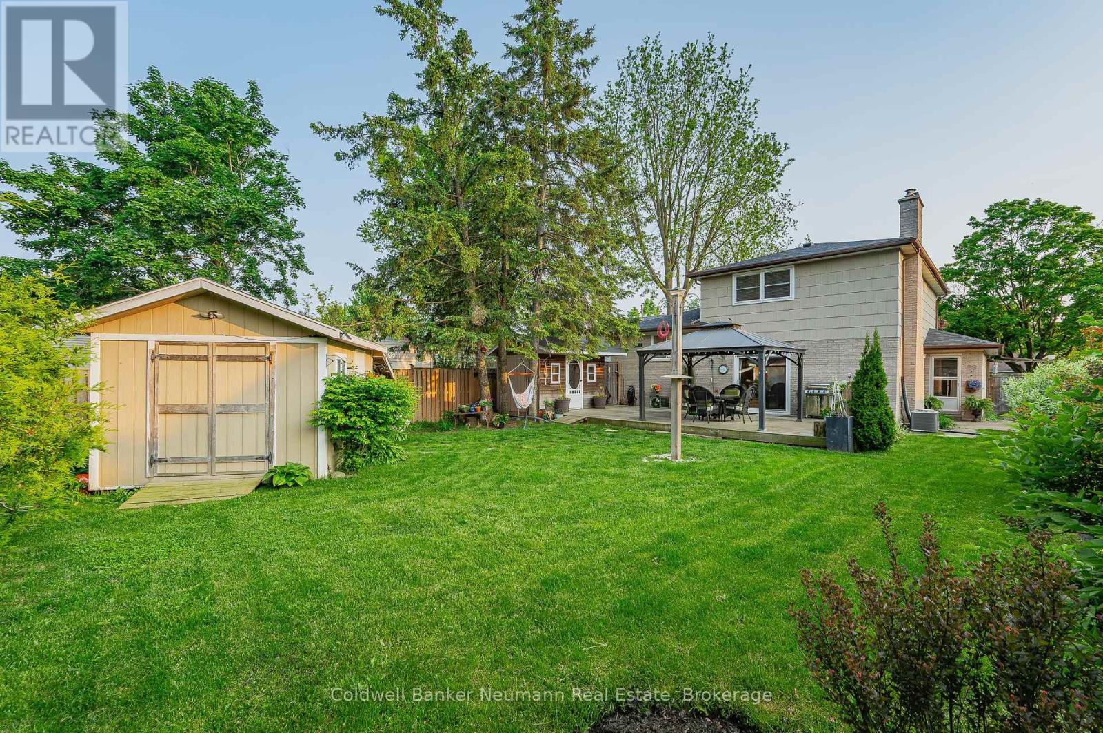 5 Vista Terrace, Guelph, Ontario  N1E 1A2 - Photo 4 - X12199472