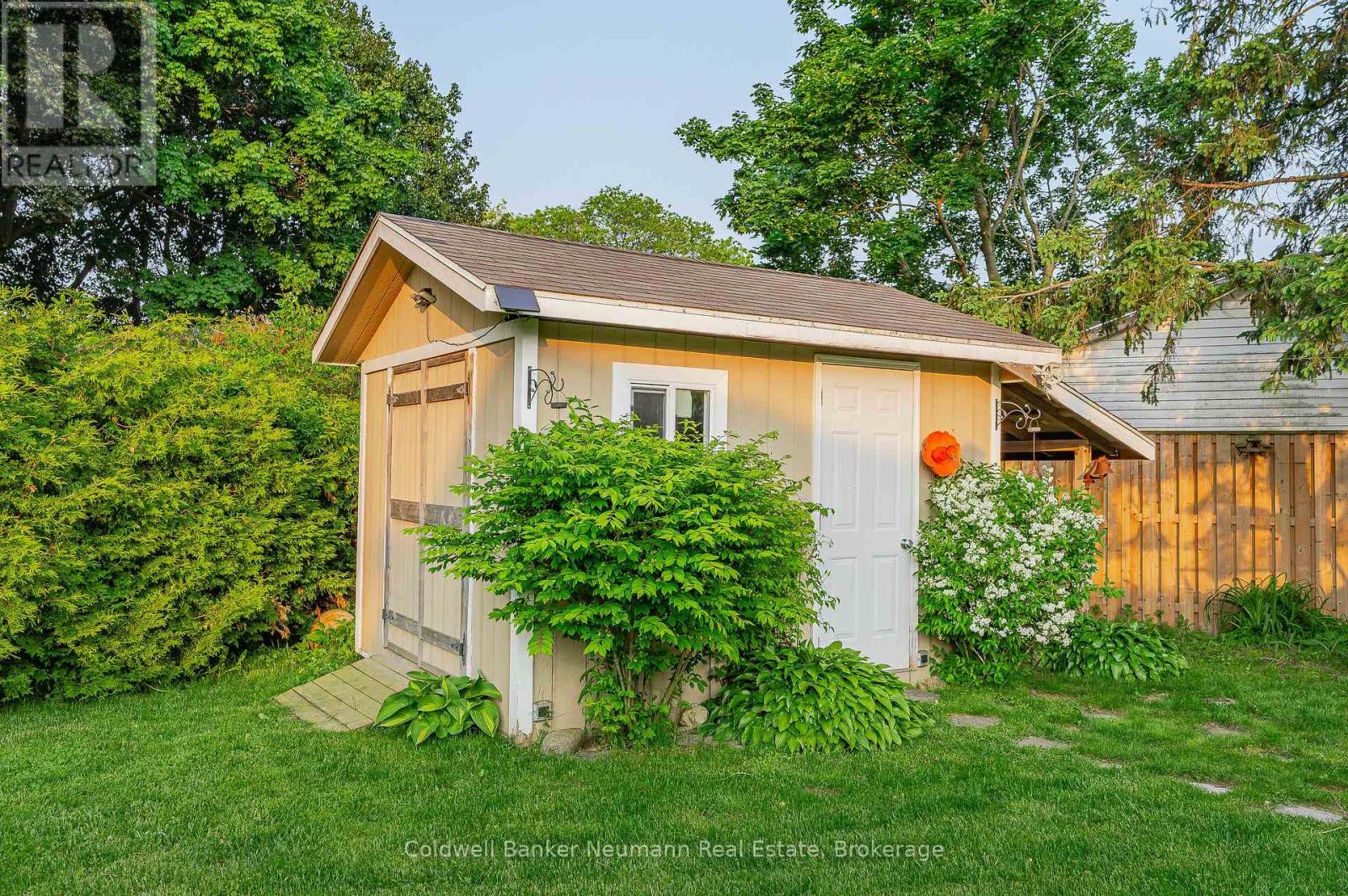 5 Vista Terrace, Guelph, Ontario  N1E 1A2 - Photo 44 - X12199472