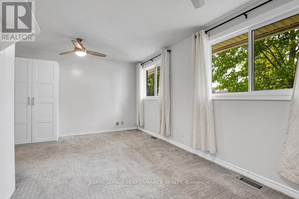 2154 Monson Crescent, Ottawa, Ontario  K1J 6A8 - Photo 21 - X12199344
