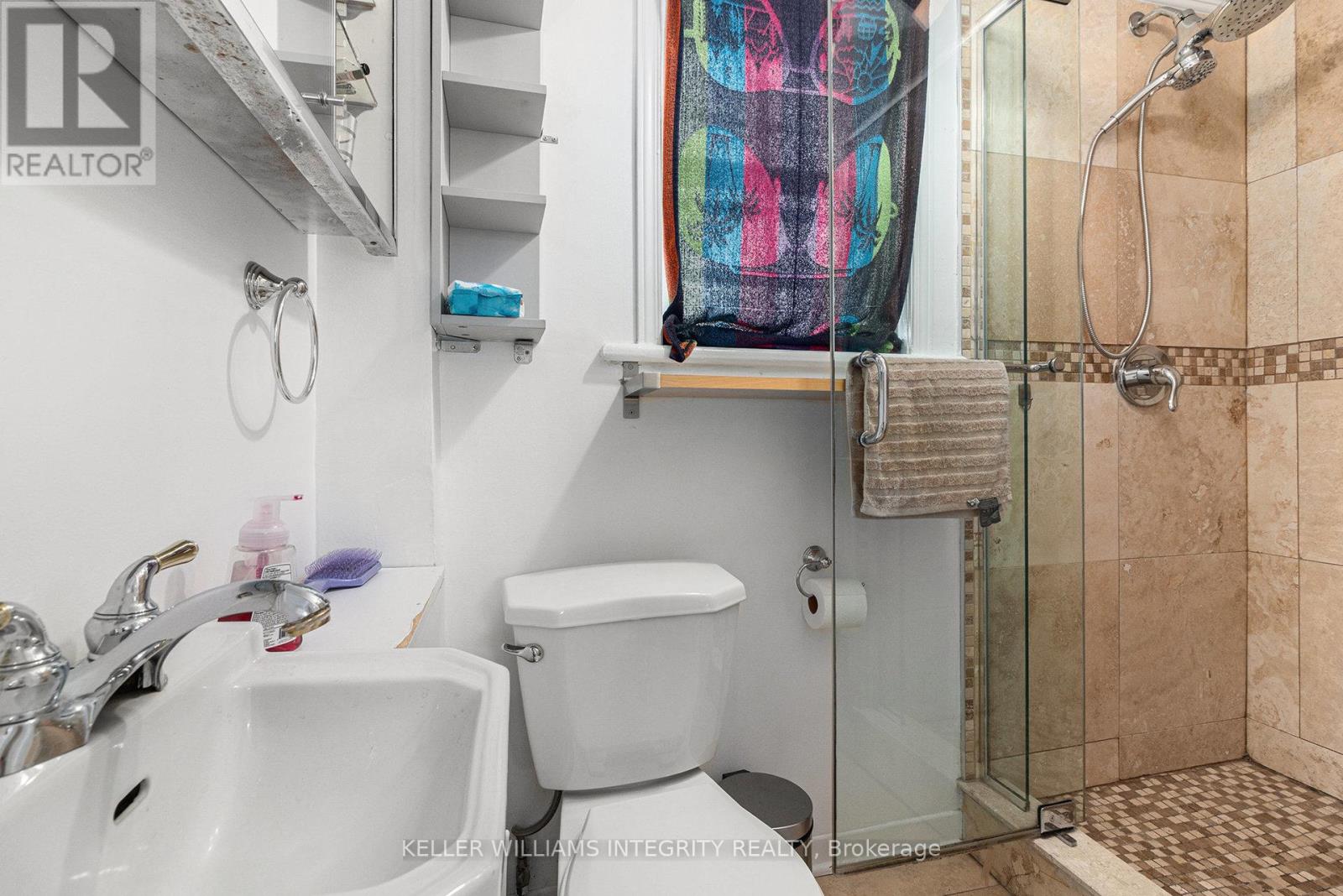 254 Emond Street, Ottawa, Ontario K1L 7R8 - Photo 13 - X12199381