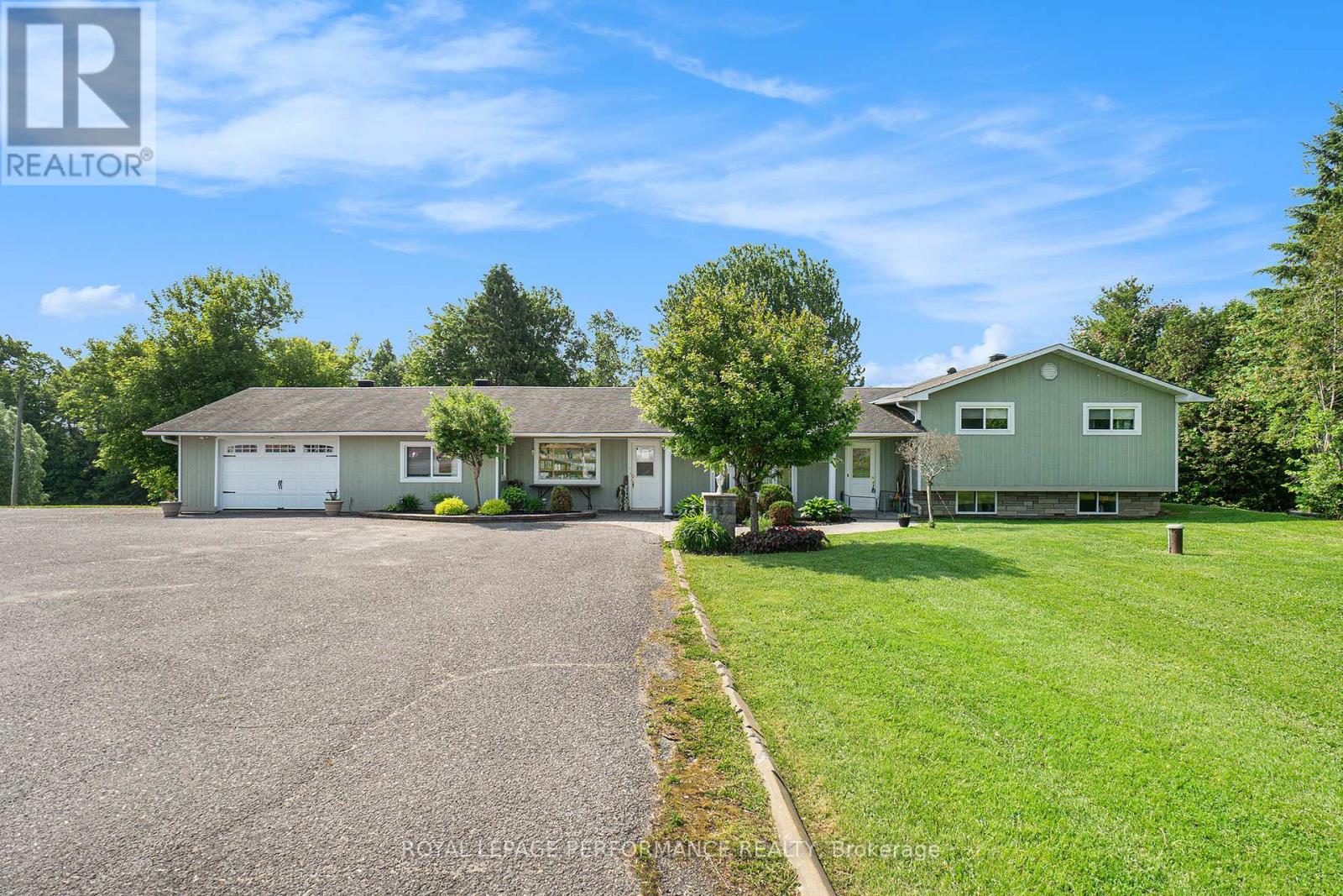 1430 NOTRE DAME STREET, Russell, Ontario