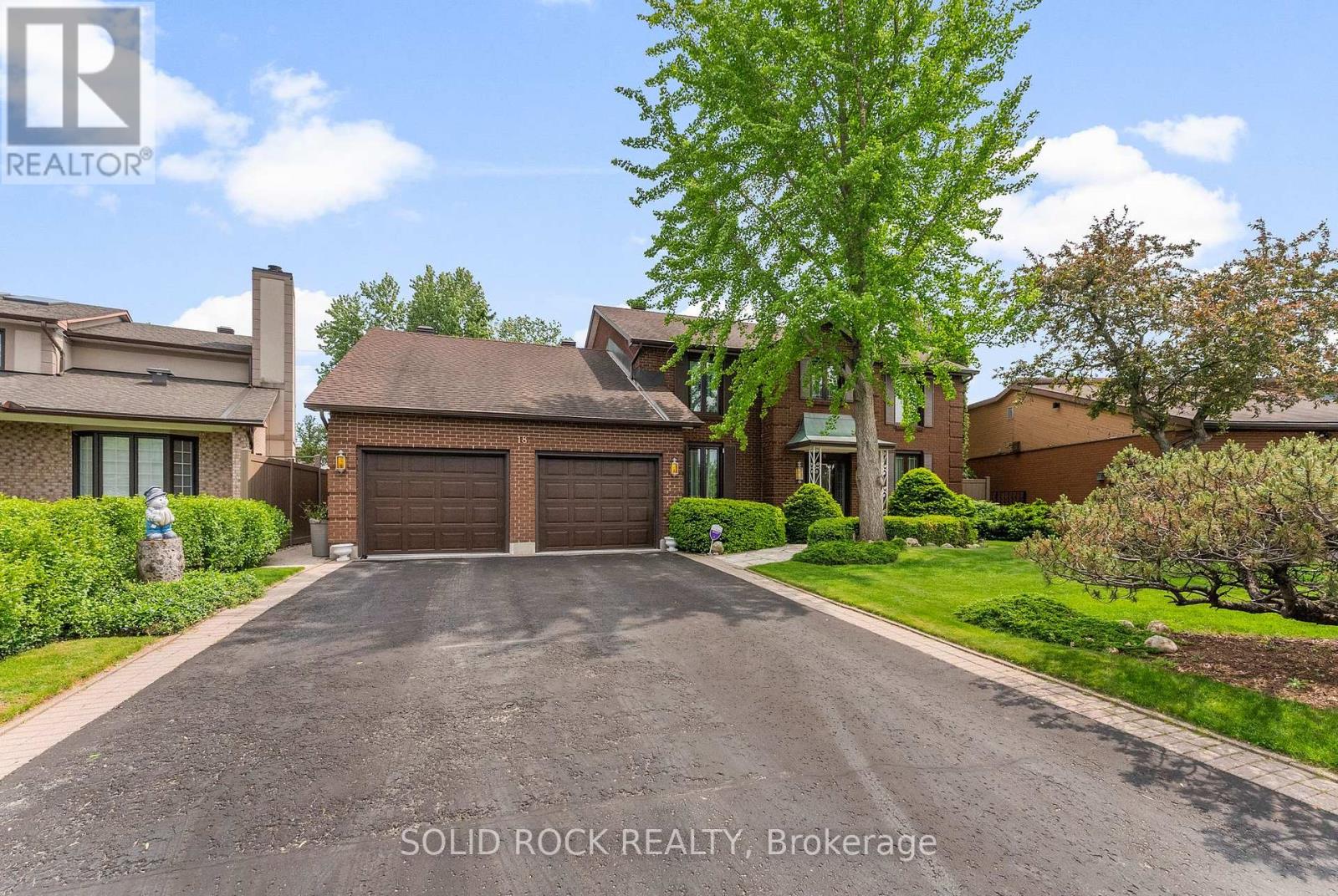 18 Royal Hunt Court, Ottawa, Ontario  K1V 9M1 - Photo 1 - X12199481