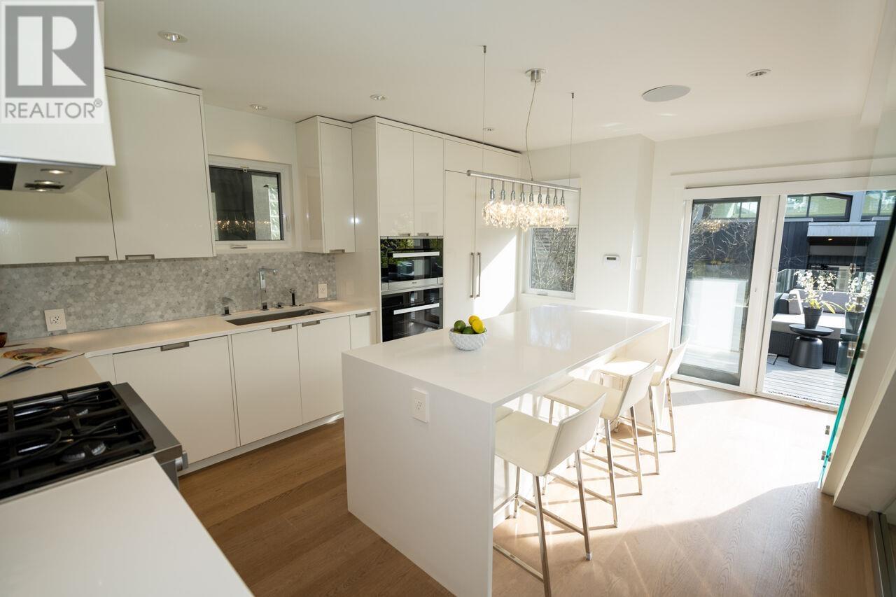 2872 W 34 Avenue, Vancouver, British Columbia  V6N 2J6 - Photo 9 - R2973386