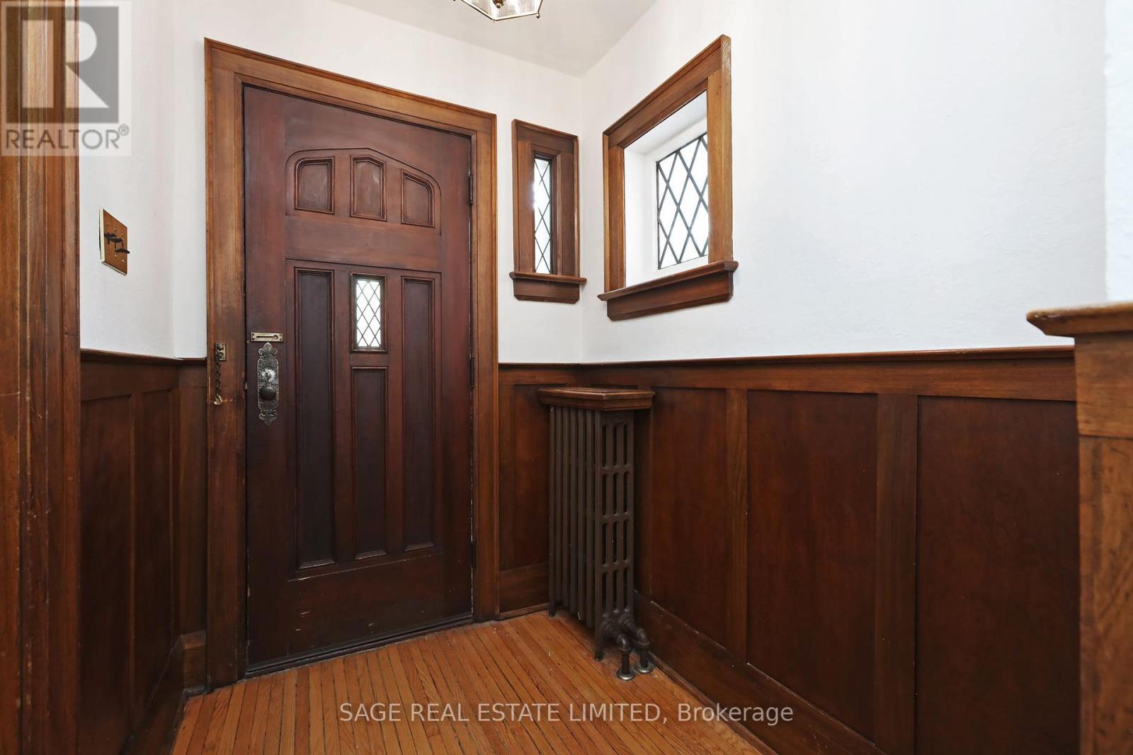 61 Banff Road, Toronto, Ontario  M4S 2V6 - Photo 2 - C12199211
