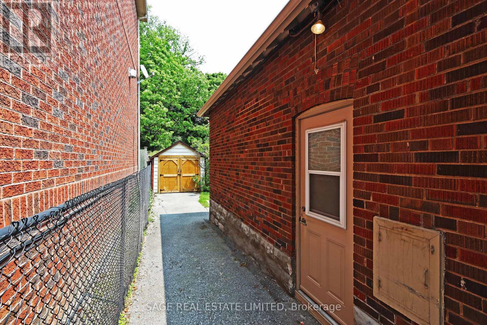 61 Banff Road, Toronto, Ontario  M4S 2V6 - Photo 27 - C12199211