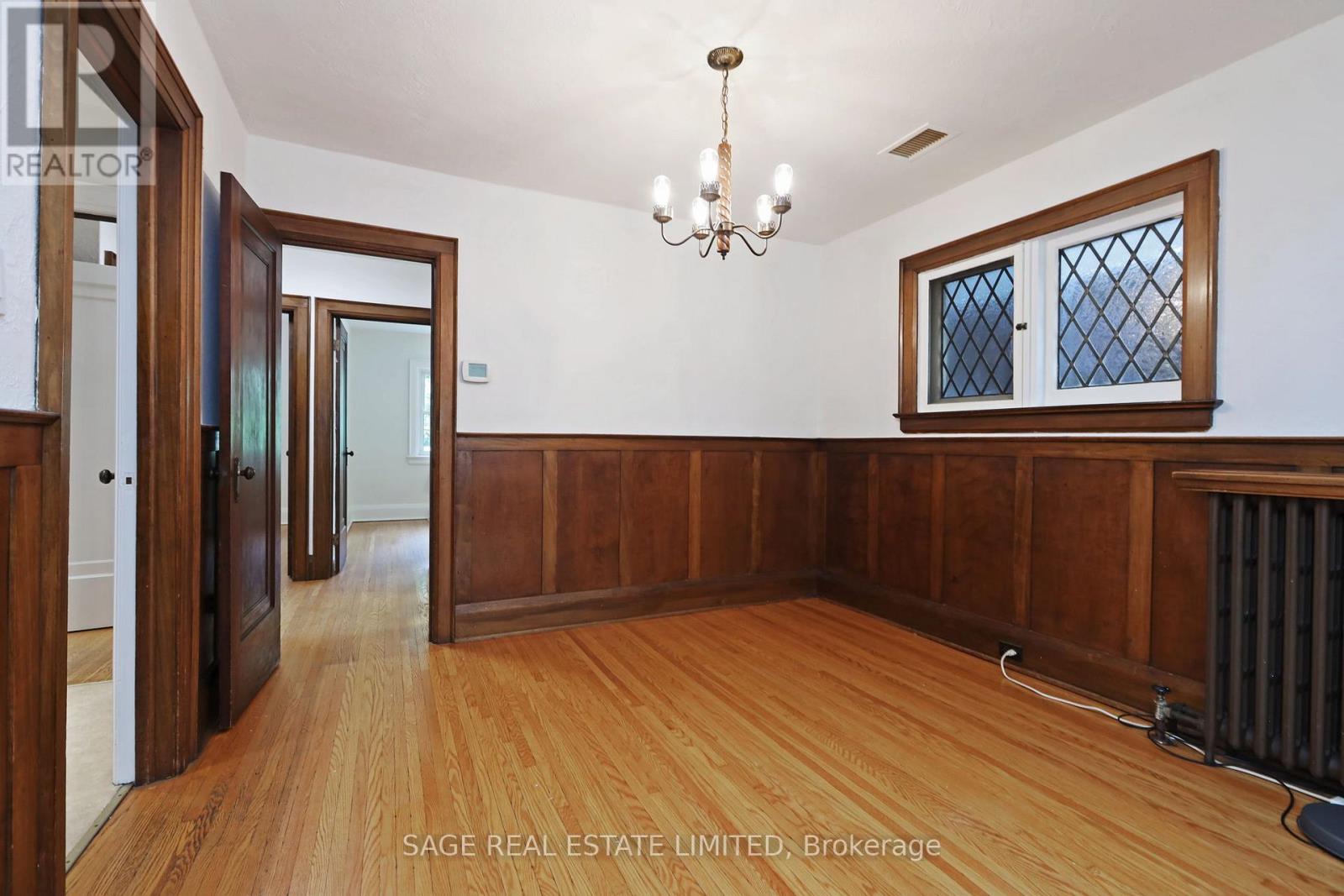 61 Banff Road, Toronto, Ontario  M4S 2V6 - Photo 7 - C12199211