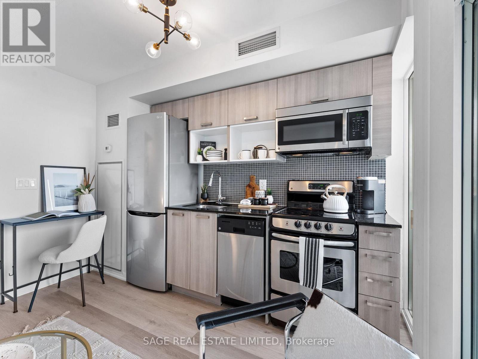 719w - 36 Lisgar Street, Toronto, Ontario  M6J 0C7 - Photo 11 - C12199244