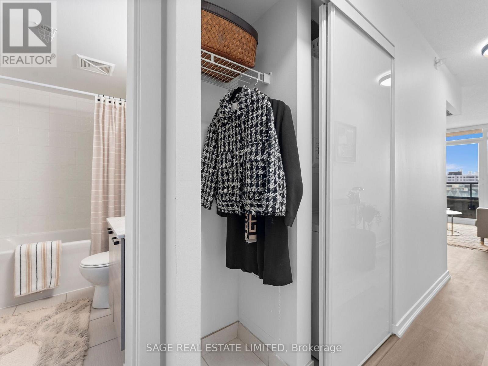 719w - 36 Lisgar Street, Toronto, Ontario  M6J 0C7 - Photo 4 - C12199244