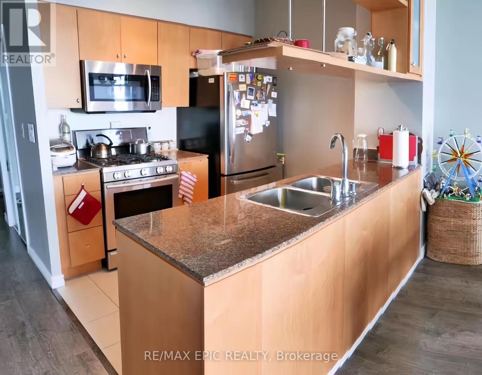 4911 - 35 Mariner Terrace, Toronto, Ontario  M5V 3V9 - Photo 2 - C12199390
