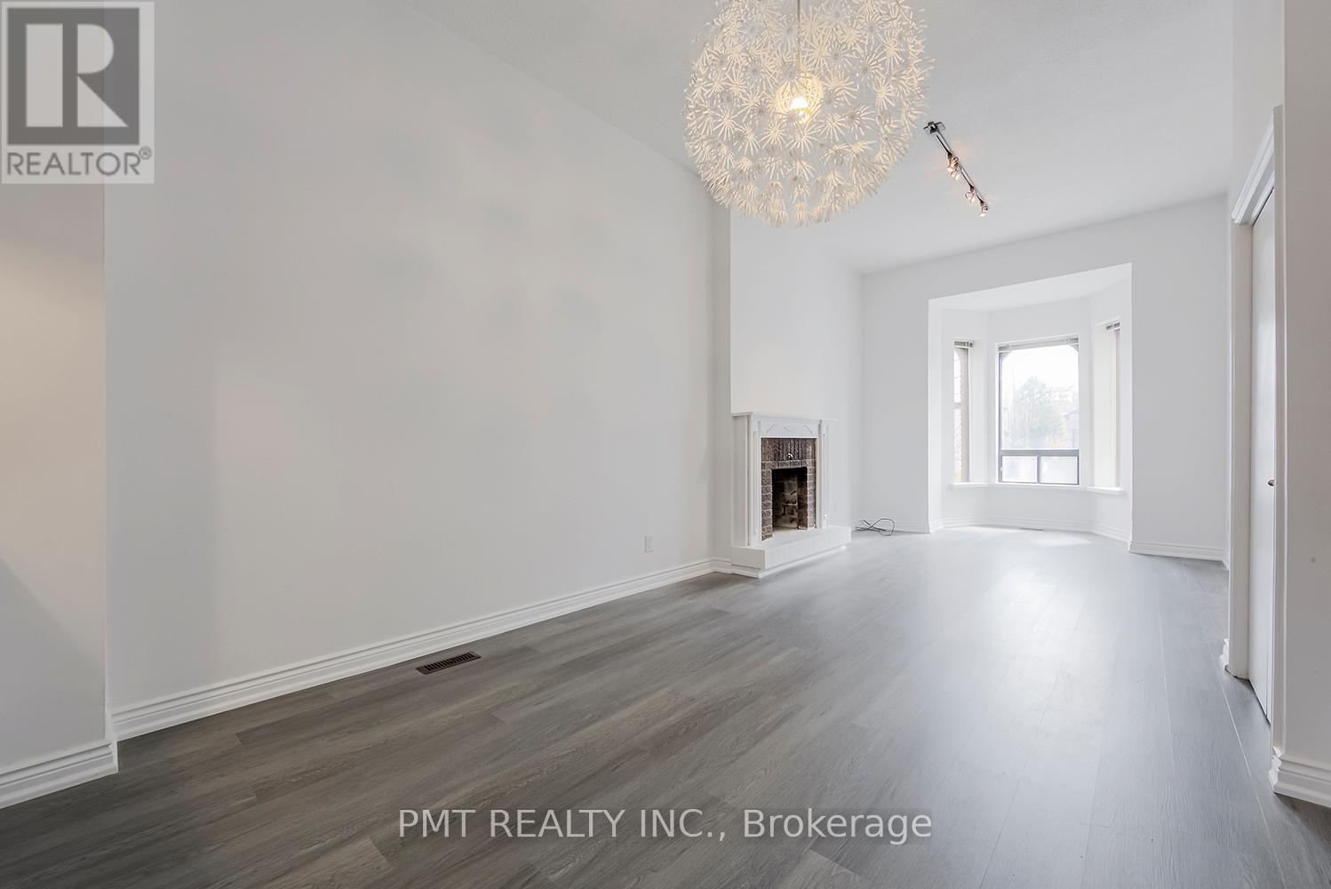 1 - 204 Gerrard Street E, Toronto, Ontario  M5A 2E6 - Photo 22 - C12199423