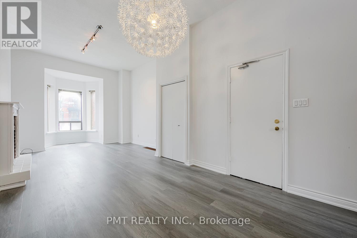 1 - 204 Gerrard Street E, Toronto (Moss Park), Ontario  M5A 2E6 - Photo 23 - C12199423