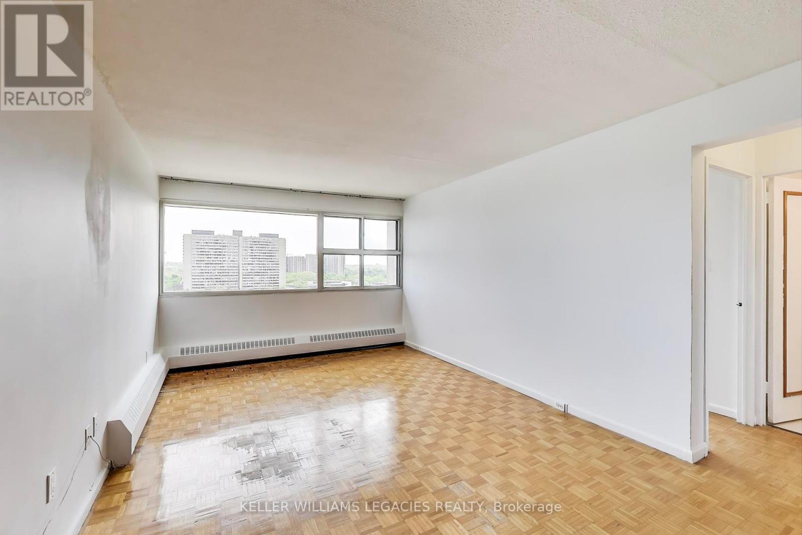 1004 - 715 Don Mills Road, Toronto (Flemingdon Park), Ontario  M3C 1S4 - Photo 6 - C12199434