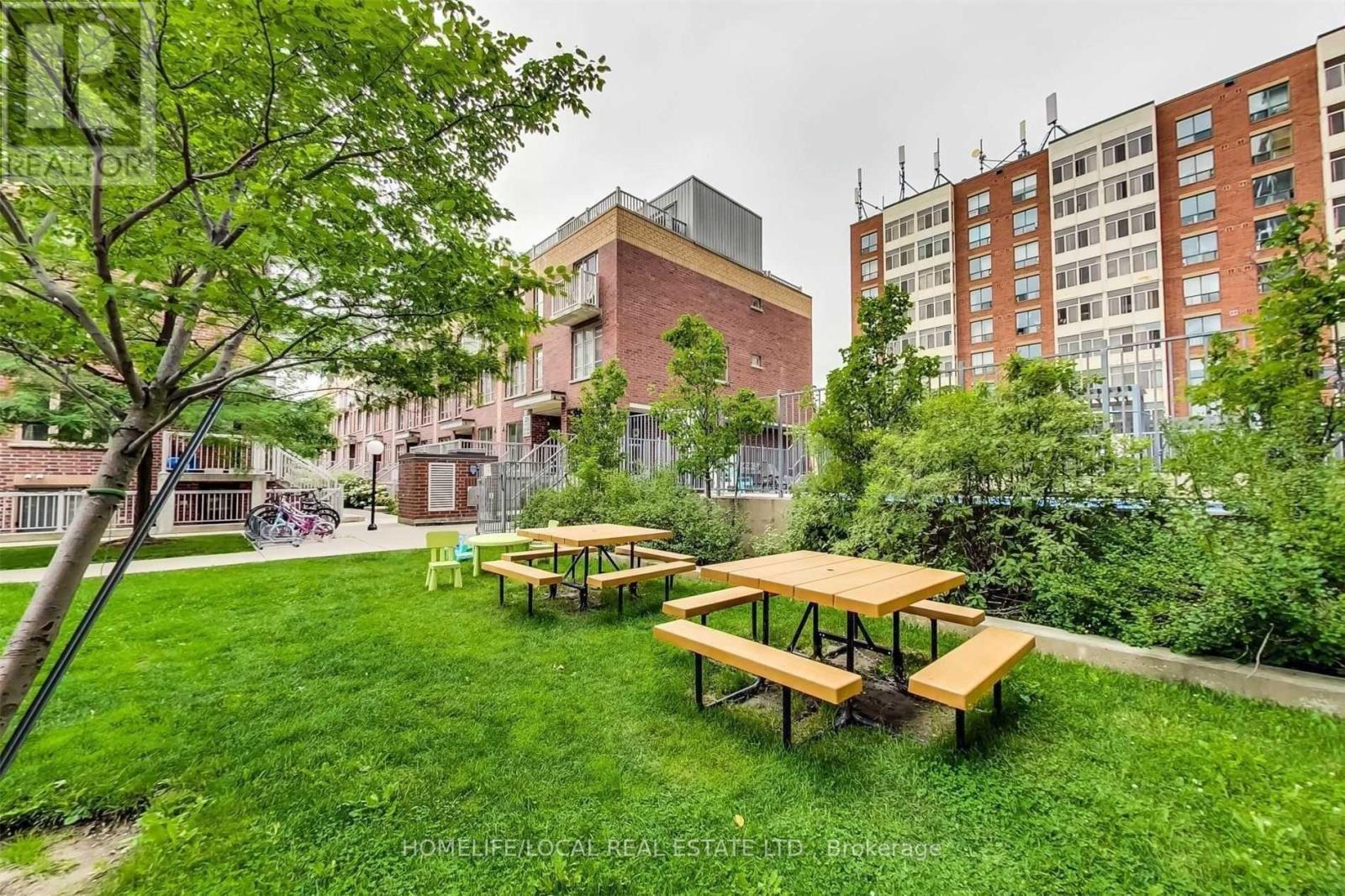 316 - 1369 Bloor Street W, Toronto (Dufferin Grove), Ontario  M6P 4J4 - Photo 8 - C12199491