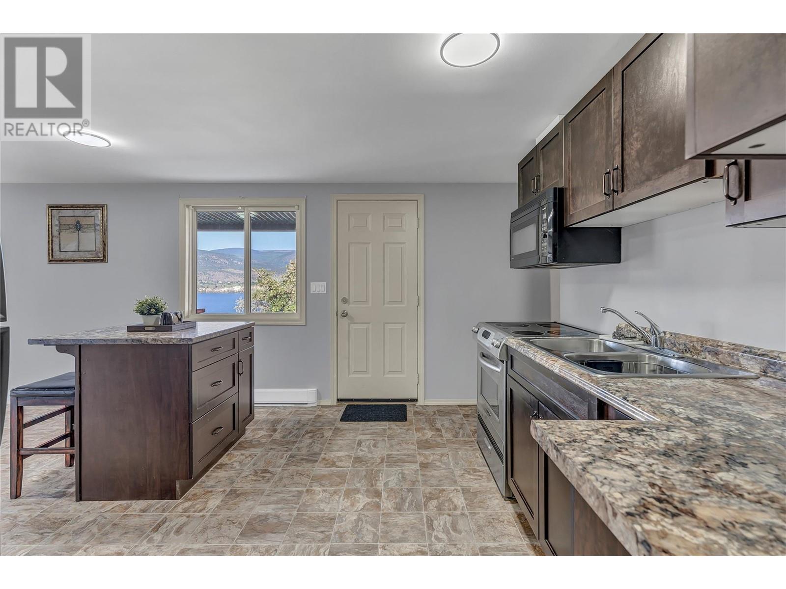 320 Sage Mesa Drive, Penticton, British Columbia  V2A 9A2 - Photo 26 - 10350003