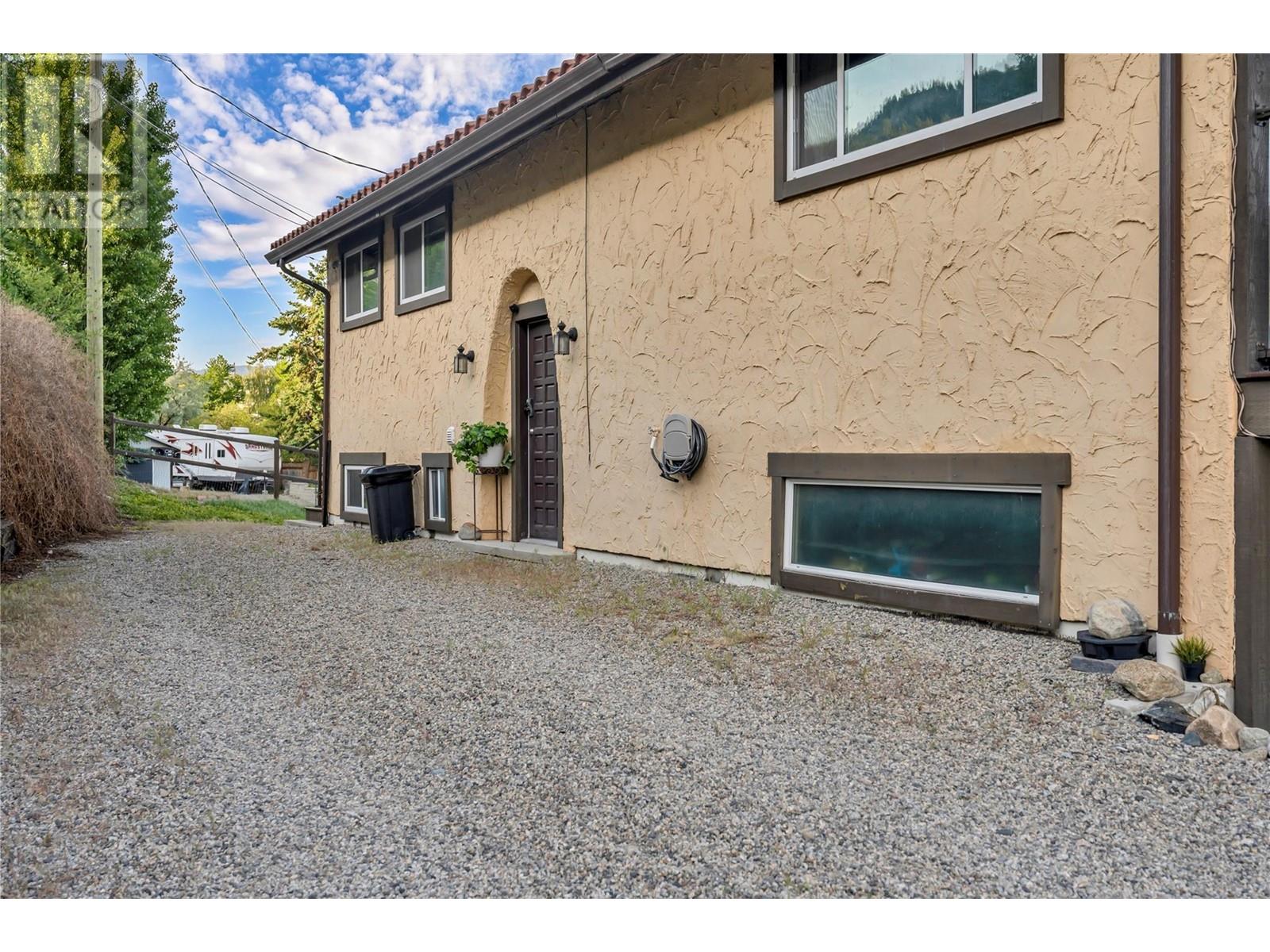 320 Sage Mesa Drive, Penticton, British Columbia  V2A 9A2 - Photo 34 - 10350003