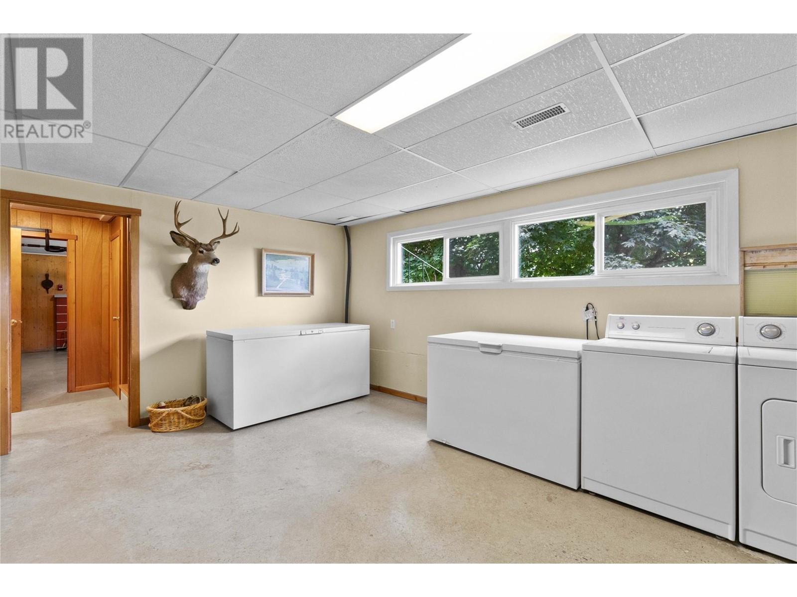 Property at 1230 1 Street SE image 3