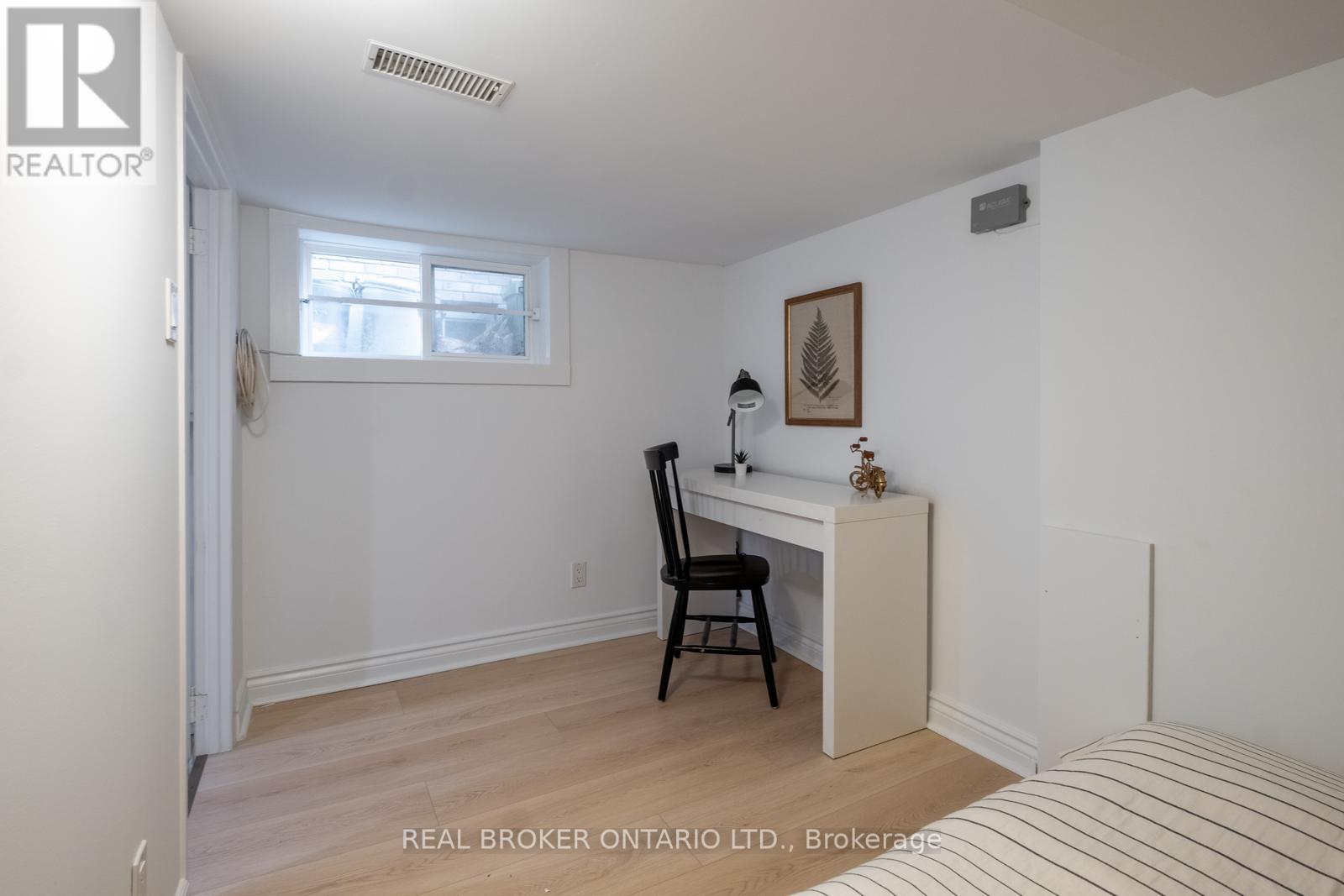 674 Milverton Boulevard, Toronto, Ontario  M4C 1X9 - Photo 22 - E12199199