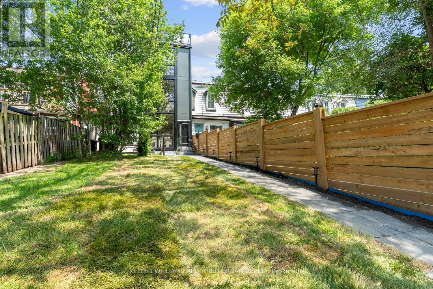 37 Blackburn Street, Toronto (South Riverdale), Ontario  M4M 2B3 - Photo 42 - E12199297