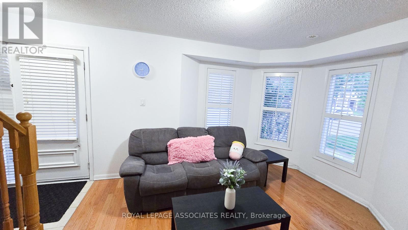 8 - 50 Mendelssohn Street, Toronto (Clairlea-Birchmount), Ontario  M1L 0G8 - Photo 5 - E12199475