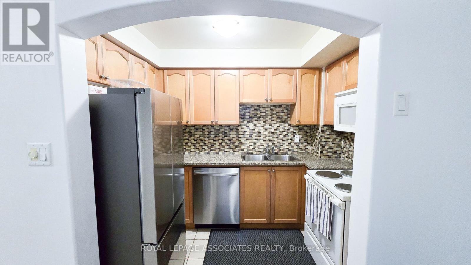 8 - 50 Mendelssohn Street, Toronto (Clairlea-Birchmount), Ontario  M1L 0G8 - Photo 8 - E12199475