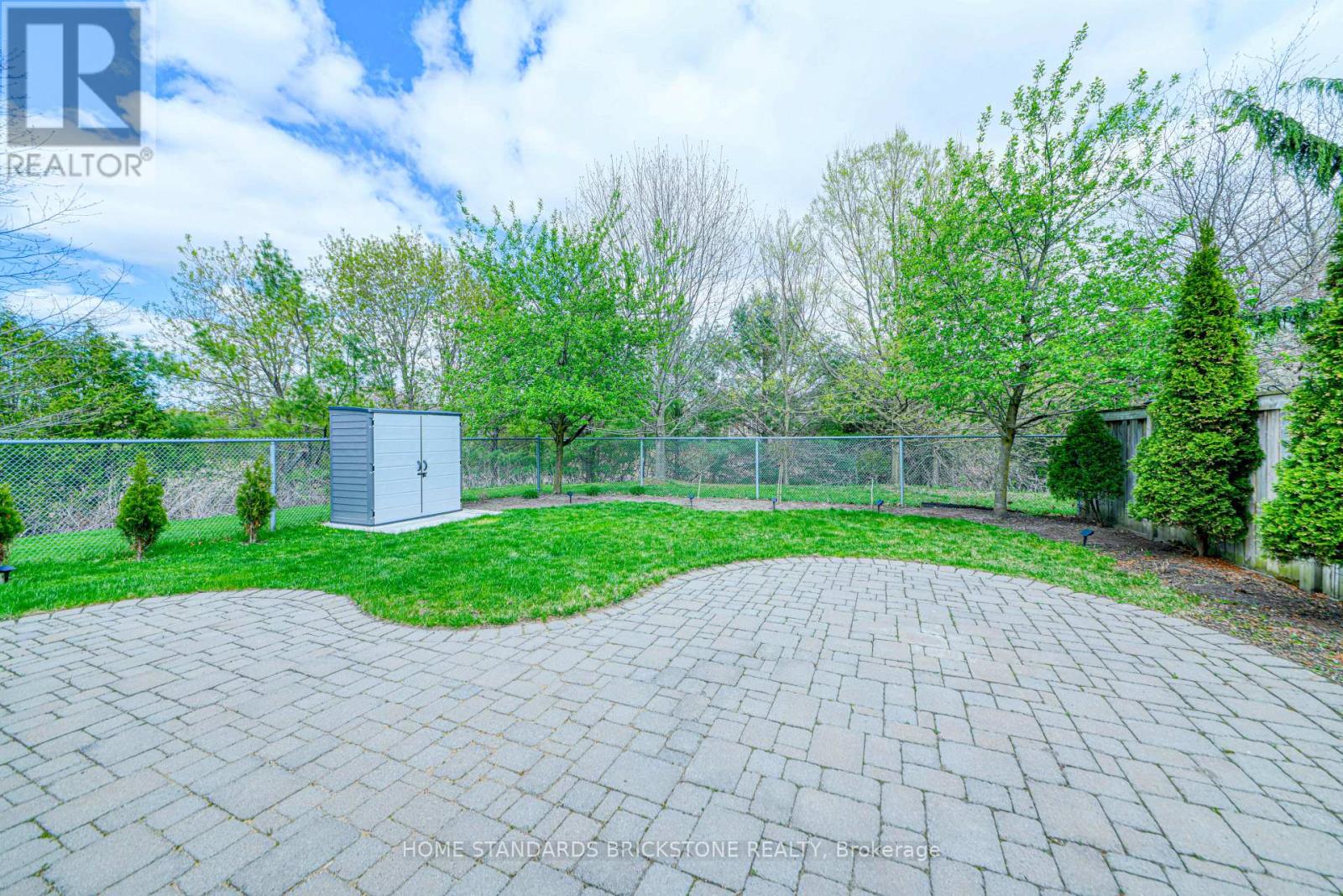 2135 Avalon Court, Oshawa, Ontario  L1L 0B2 - Photo 6 - E12199493