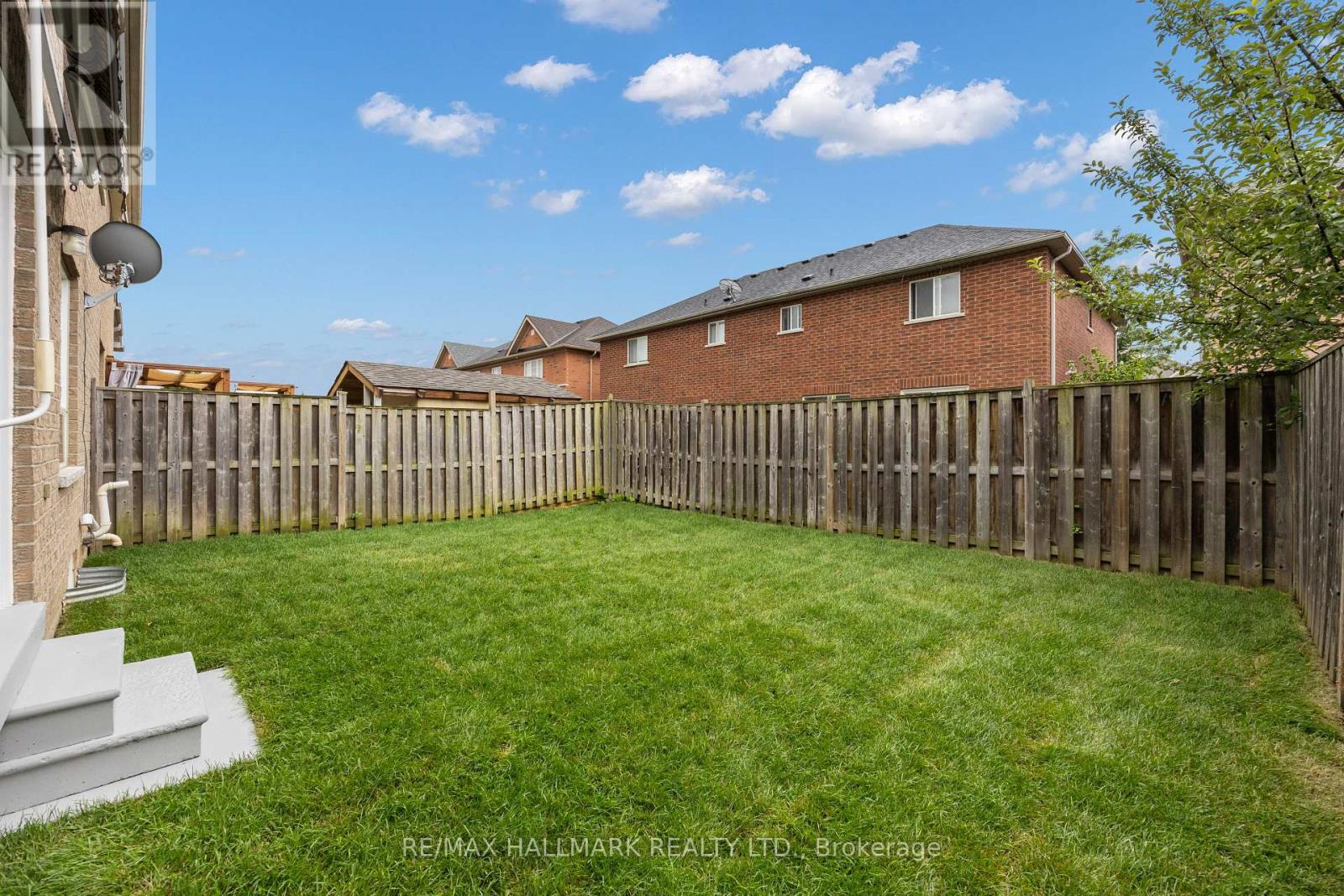 83 Matthew Boyd Crescent, Newmarket, Ontario  L3X 3C5 - Photo 28 - N12199183