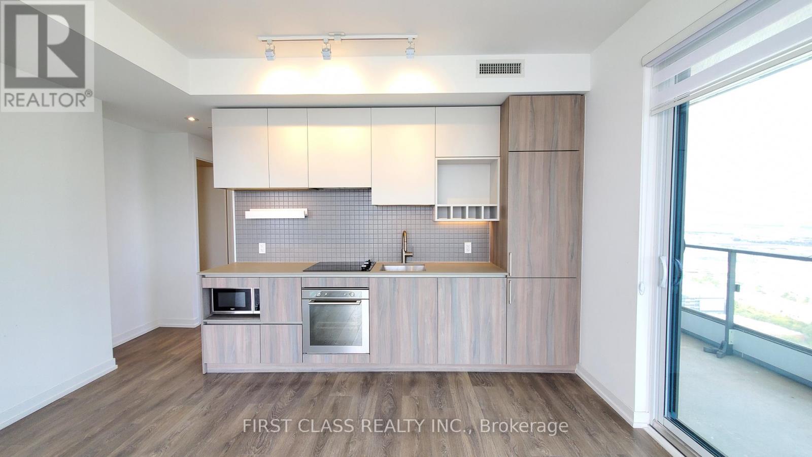3906 - 950 Portage Parkway, Vaughan, Ontario  L4K 0J7 - Photo 7 - N12199281