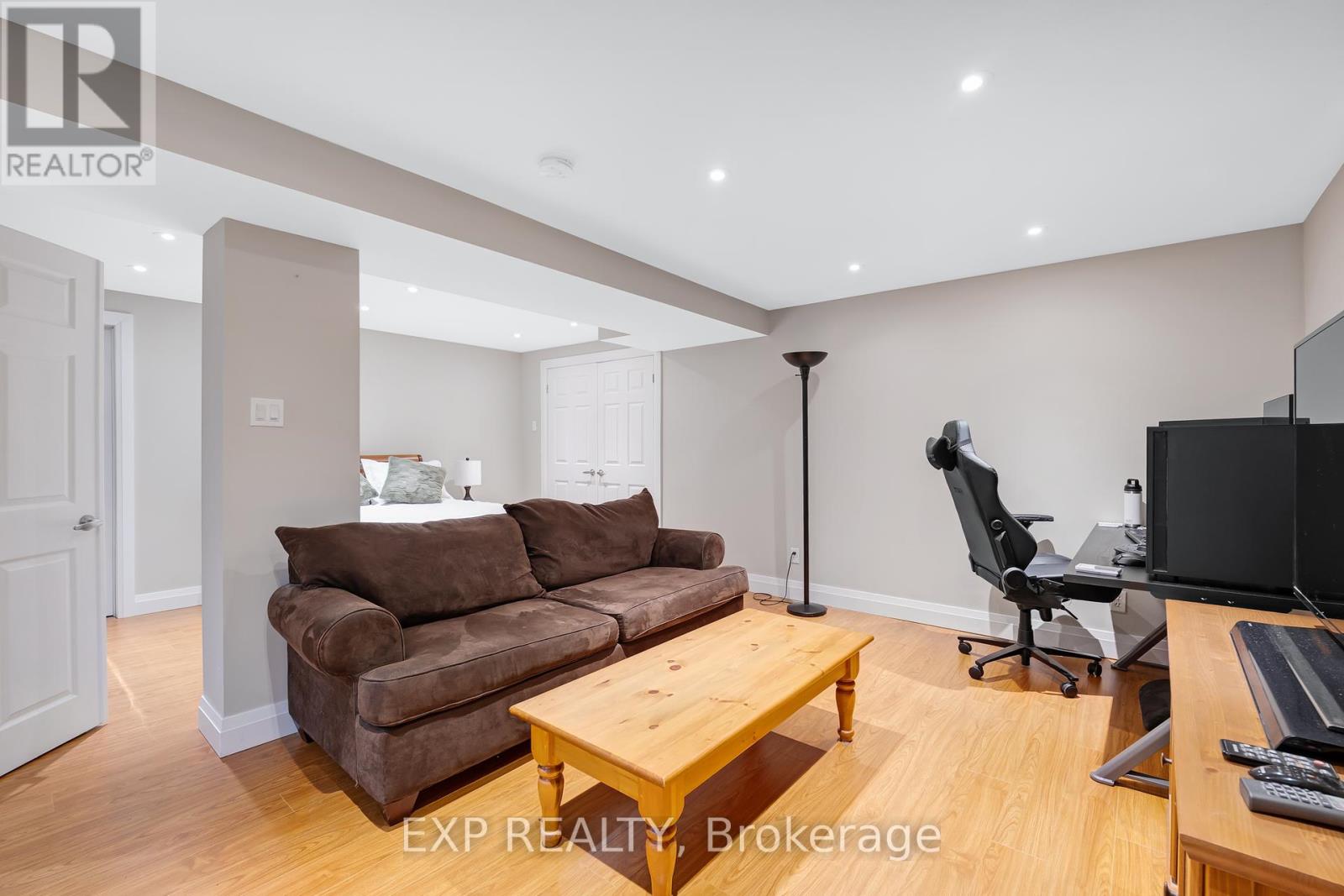 441 Mccaffrey Road, Newmarket, Ontario  L3X 1T6 - Photo 38 - N12199312