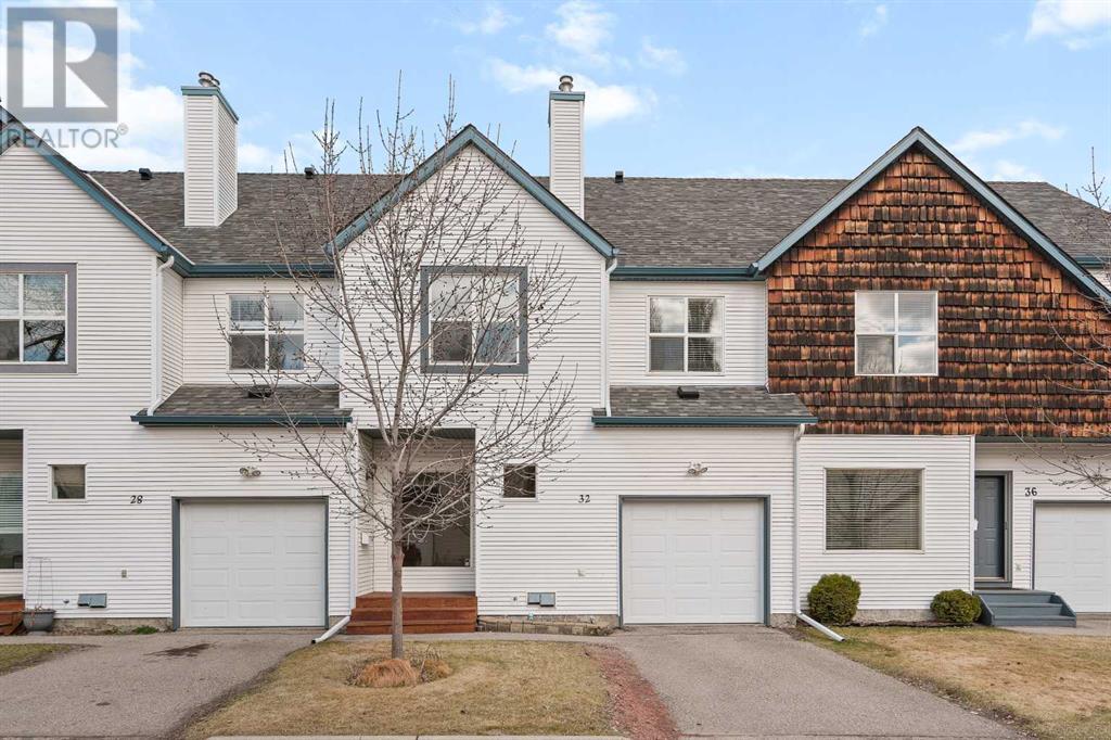 32 Bridlewood View SW, Calgary, Alberta