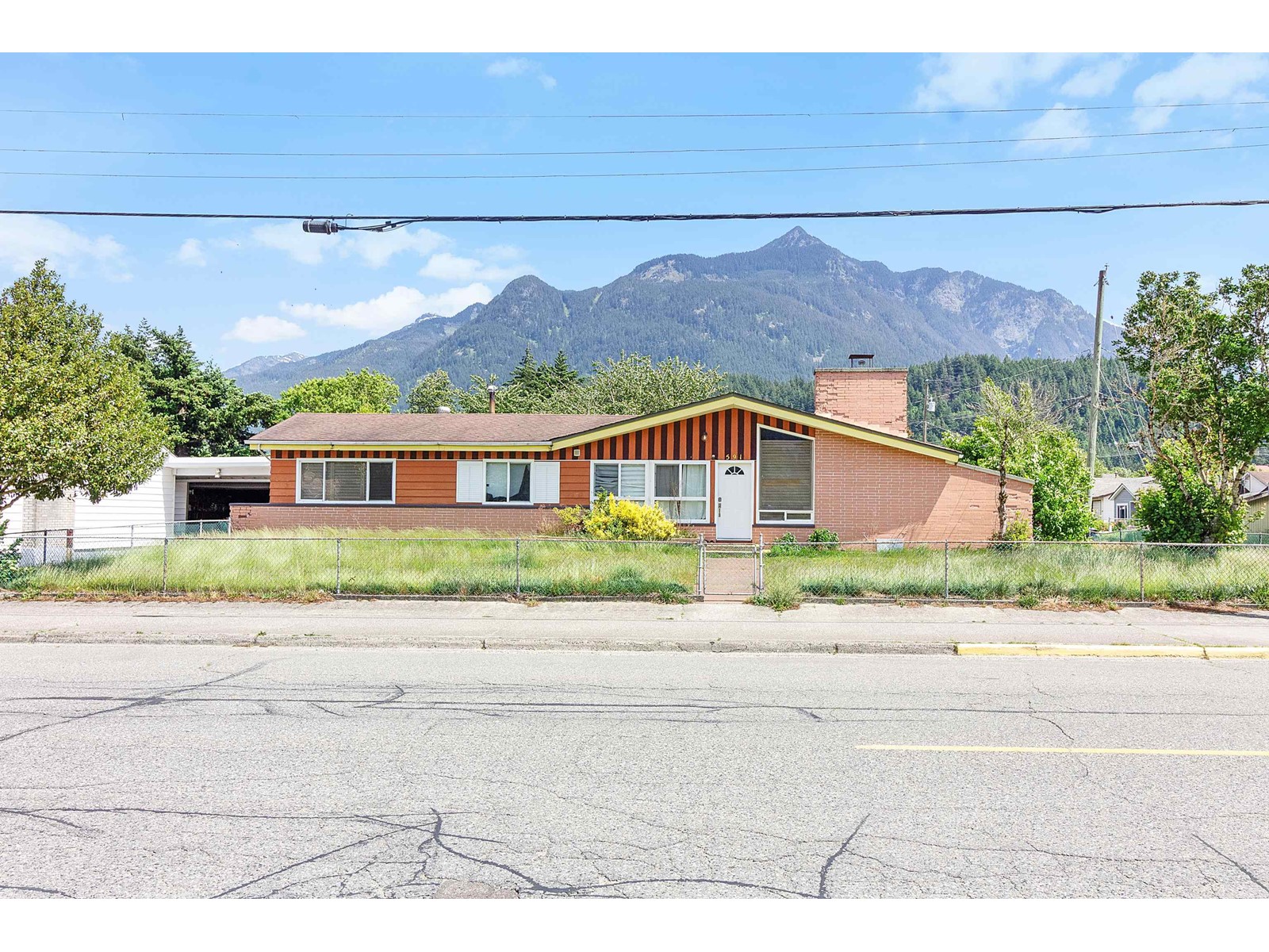 Property at 591 5TH AVENUE image 3