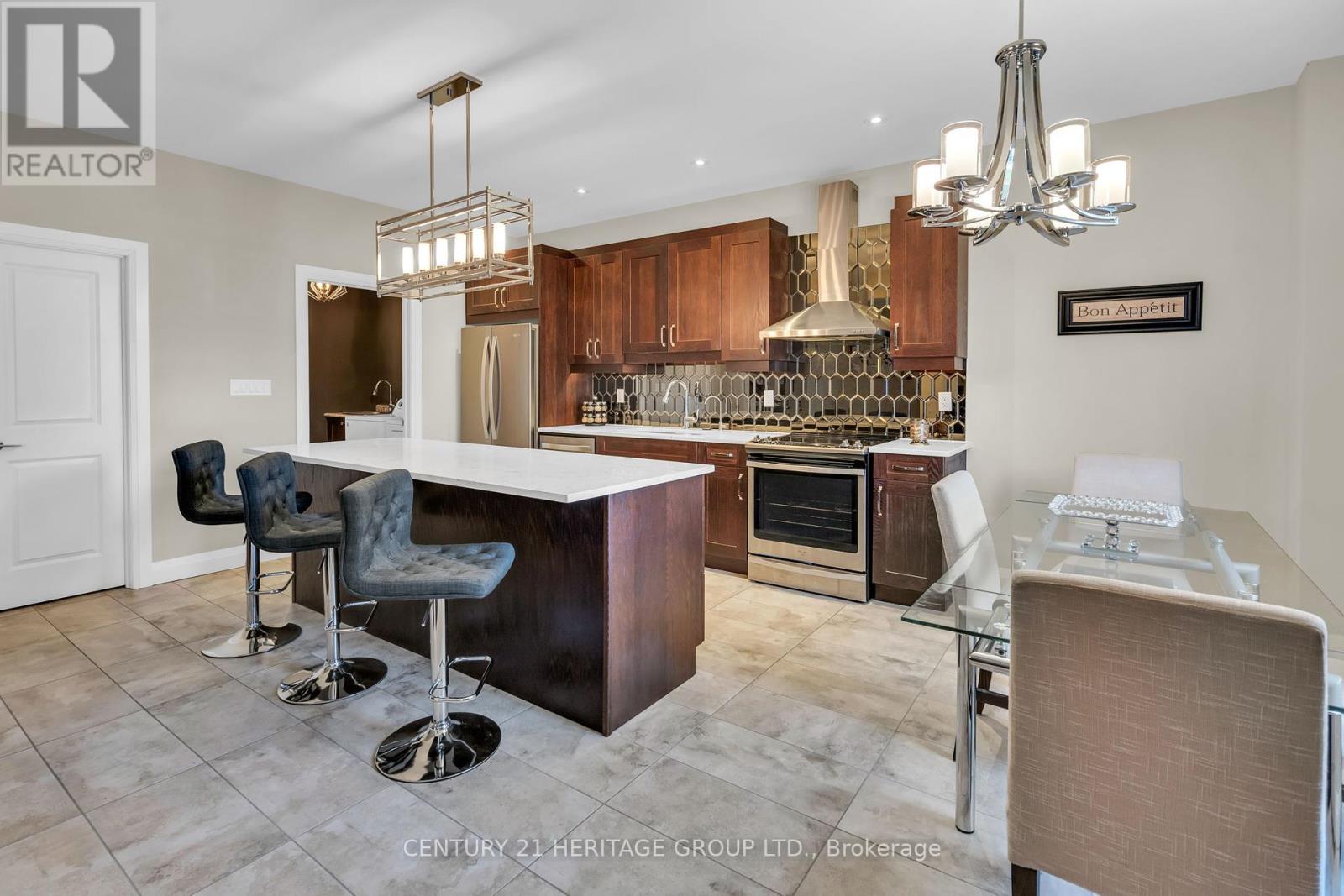 13 Mabern Street, Barrie (Holly), Ontario  L9J 0J1 - Photo 13 - S12199179