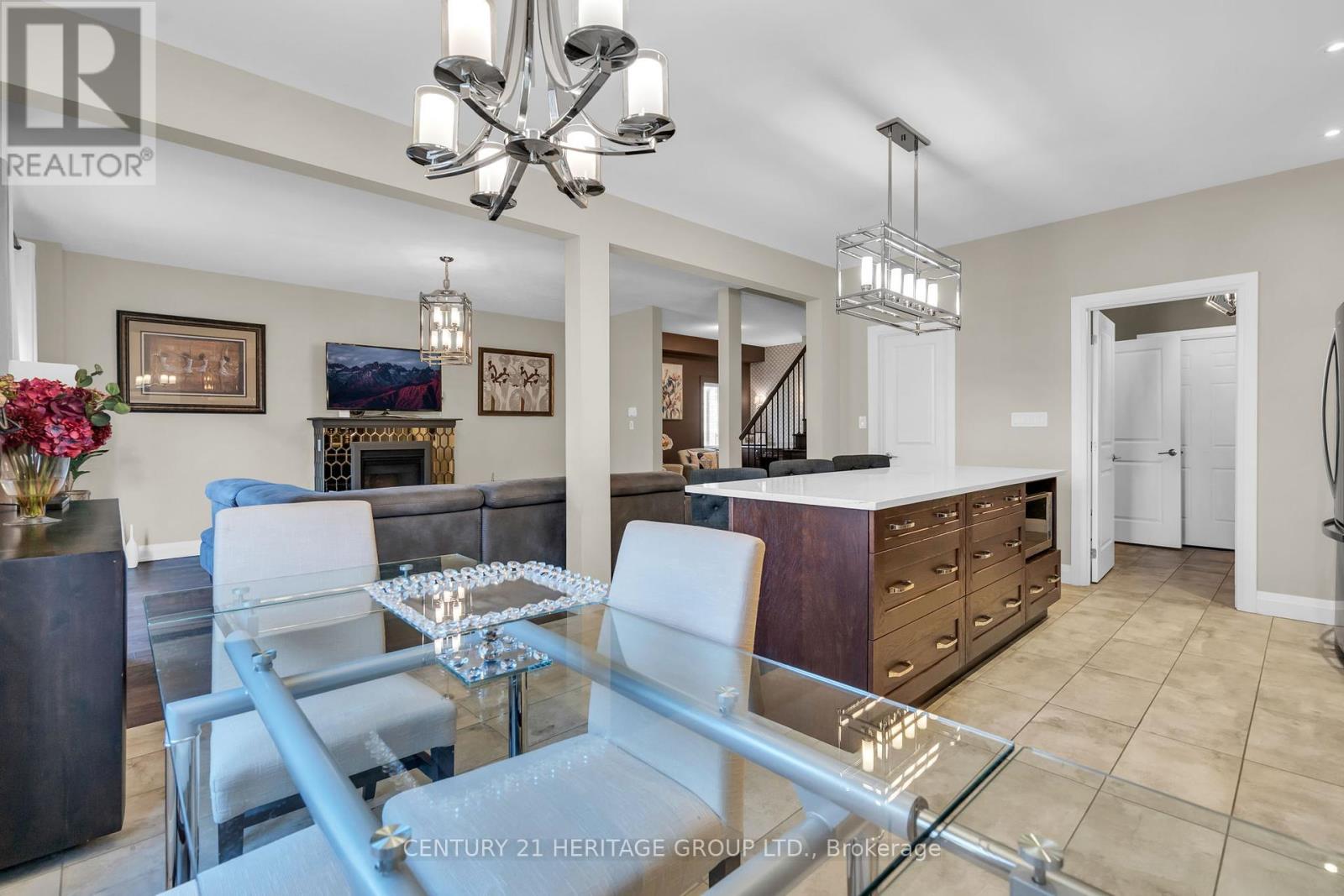 13 Mabern Street, Barrie (Holly), Ontario  L9J 0J1 - Photo 15 - S12199179