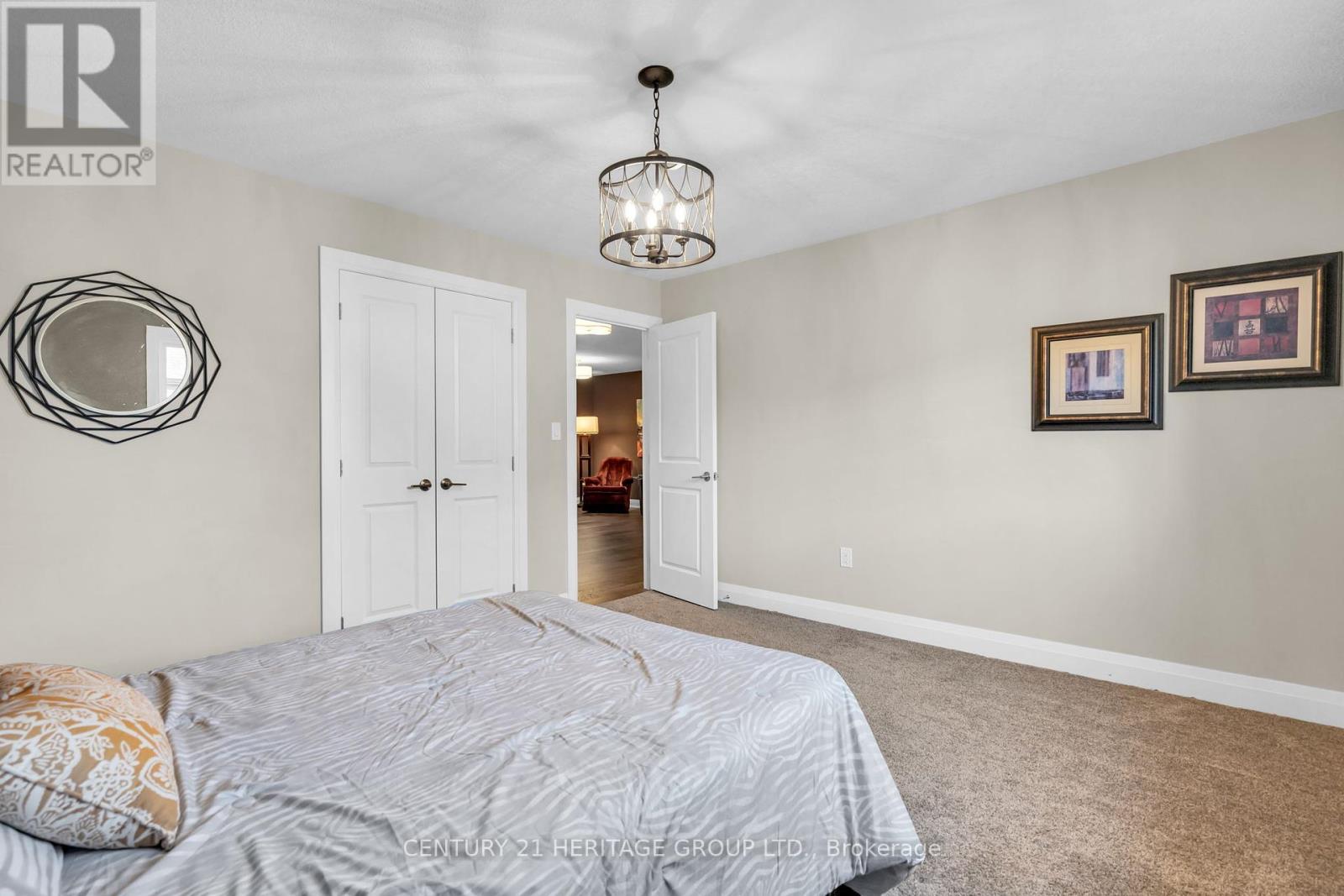 13 Mabern Street, Barrie (Holly), Ontario  L9J 0J1 - Photo 31 - S12199179