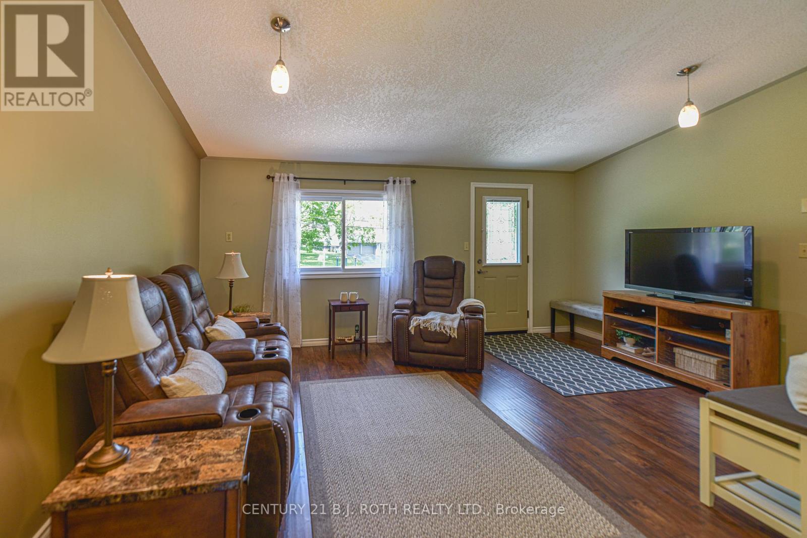 141 Bass Line, Oro-Medonte, Ontario  L3V 0J9 - Photo 20 - S12199239