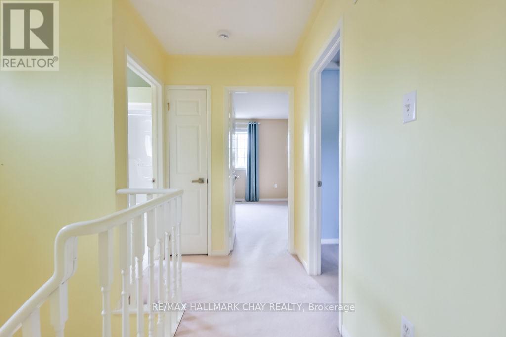 19 Taylor Drive, Barrie, Ontario  L4N 8K6 - Photo 16 - S12199346