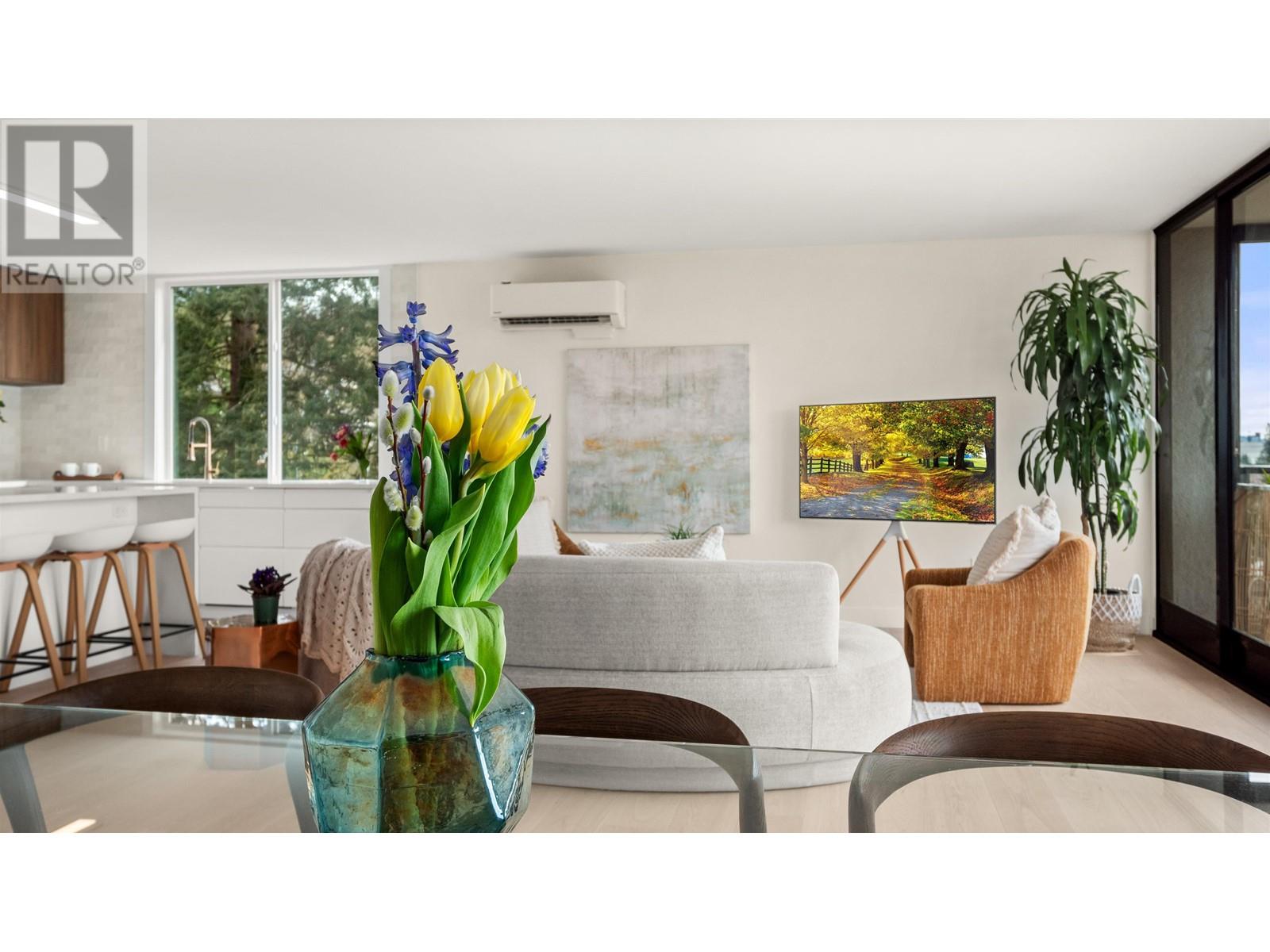 401 475 13th Street, West Vancouver, British Columbia  V7T 2N7 - Photo 10 - R2998514