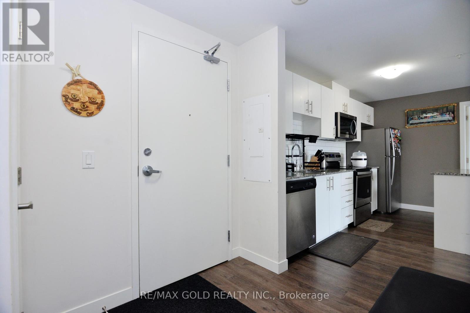 107 - 175 Commonwealth Street, Kitchener, Ontario  N2E 0H4 - Photo 7 - X12138463