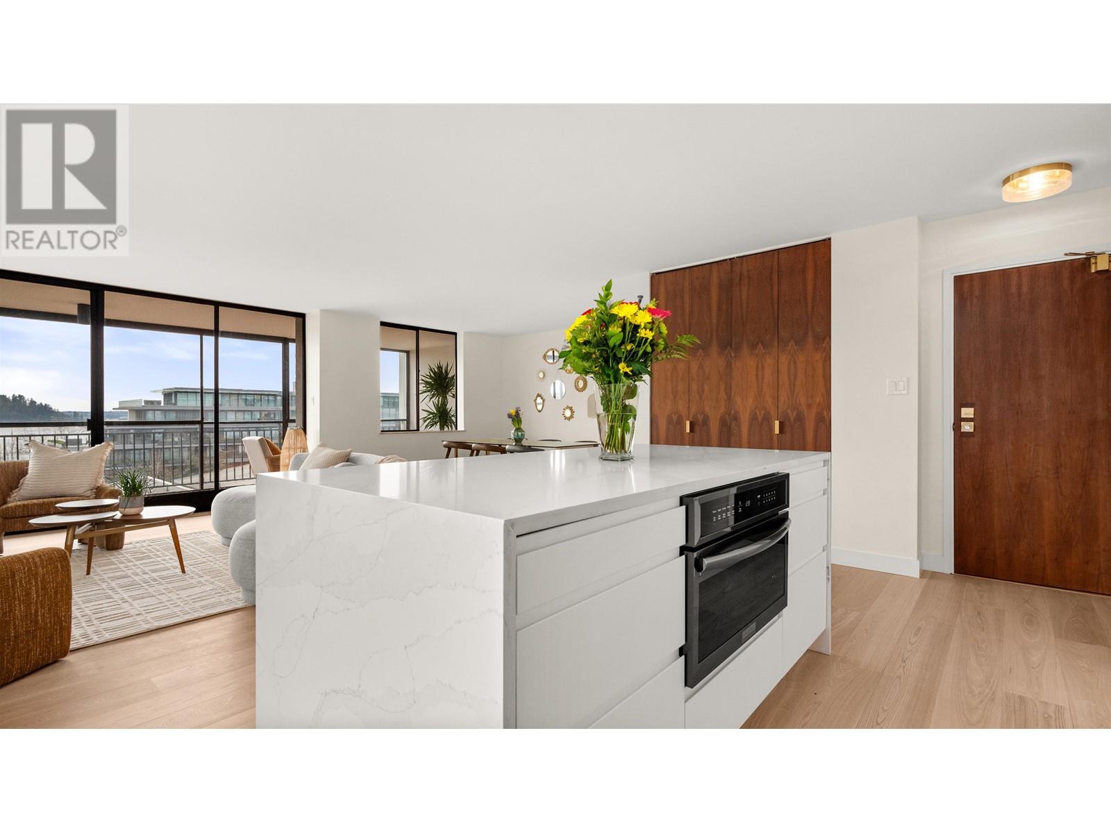 401 475 13th Street, West Vancouver, British Columbia  V7T 2N7 - Photo 17 - R2998514