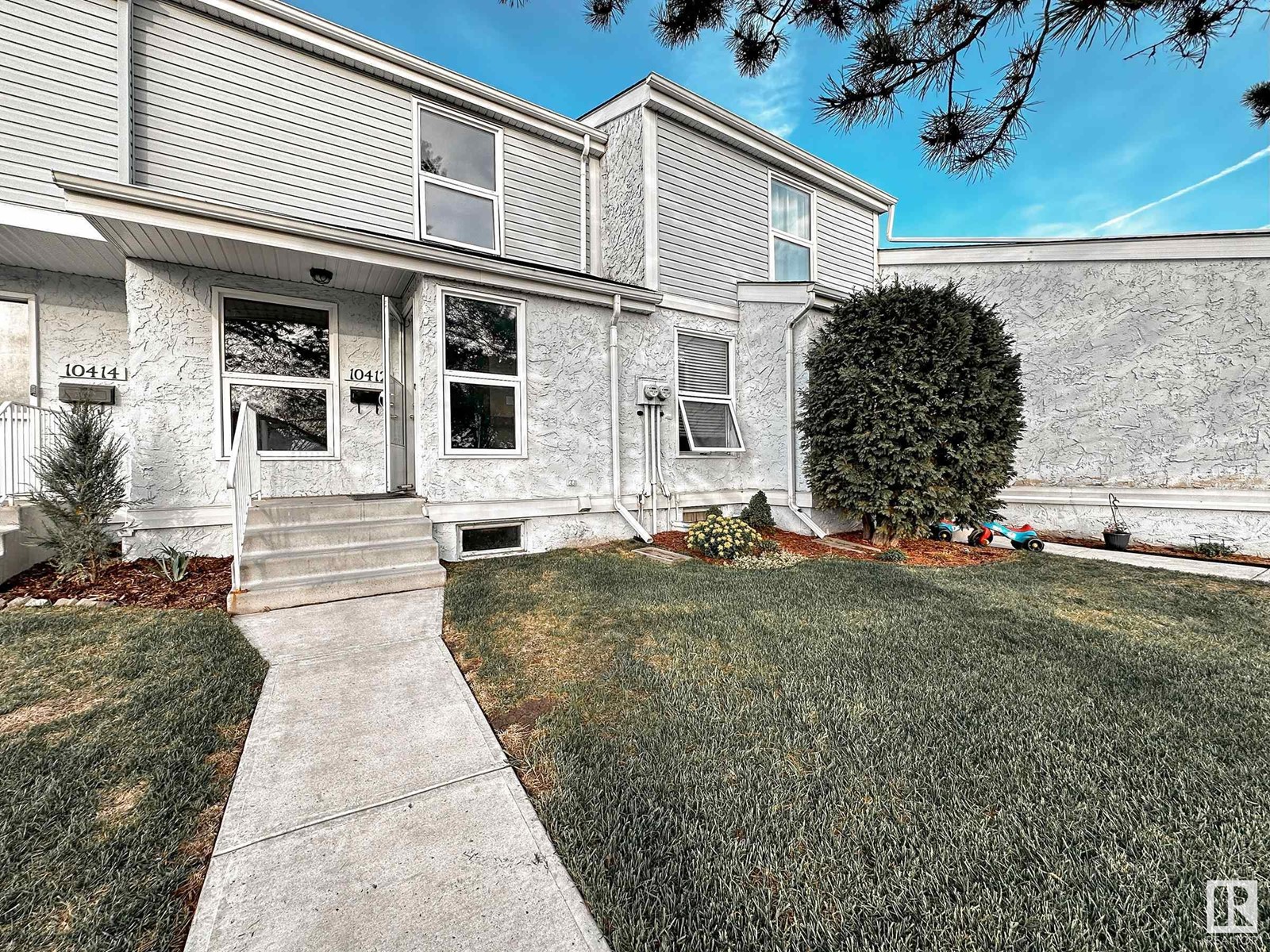 10412 28a Av Nw, Edmonton, Alberta  T6J 4J6 - Photo 3 - E4440574