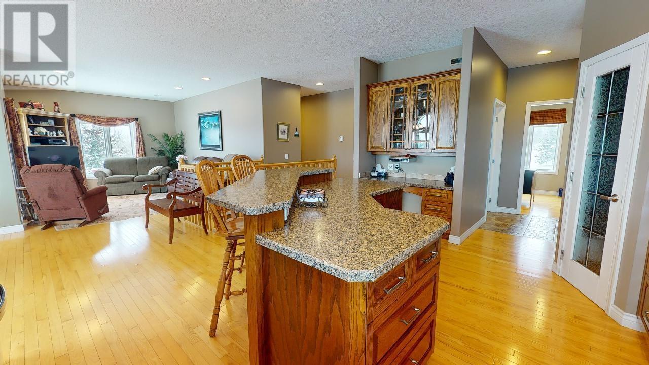 7001 253 Road, Fort St. John, British Columbia  V0C 1C2 - Photo 5 - R3011896