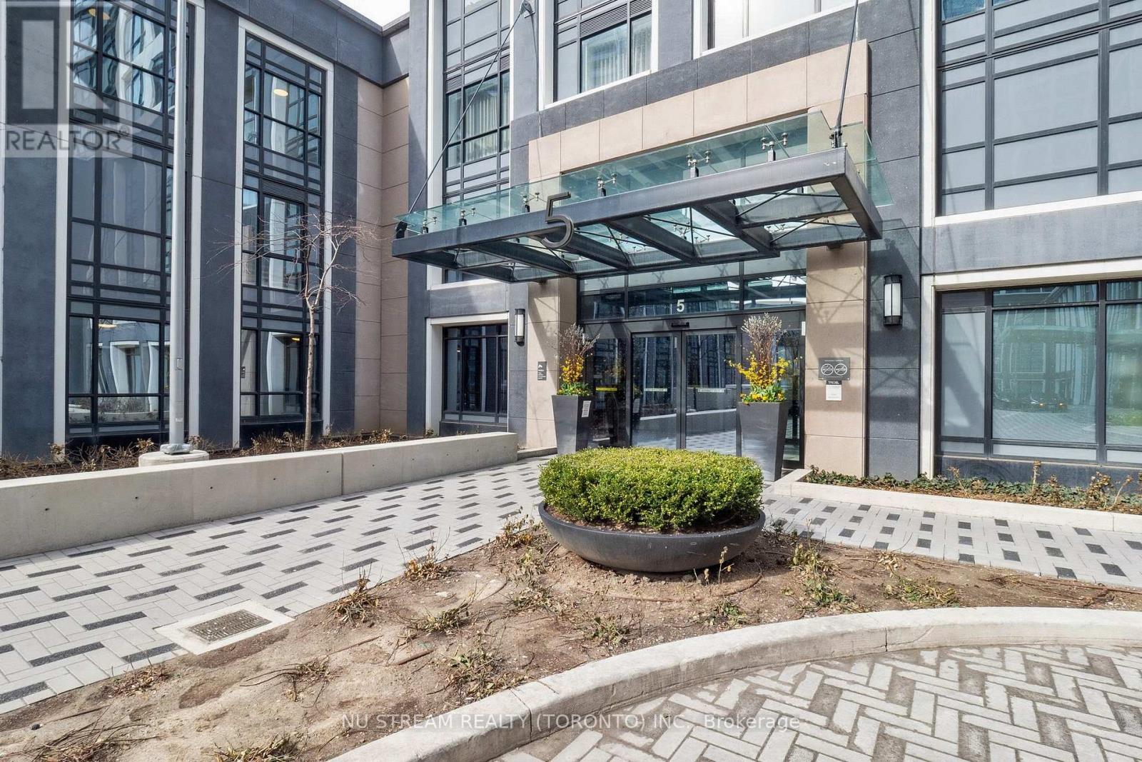 327 - 5 Mabelle Avenue, Toronto, Ontario  M9A 0C8 - Photo 3 - W12199195