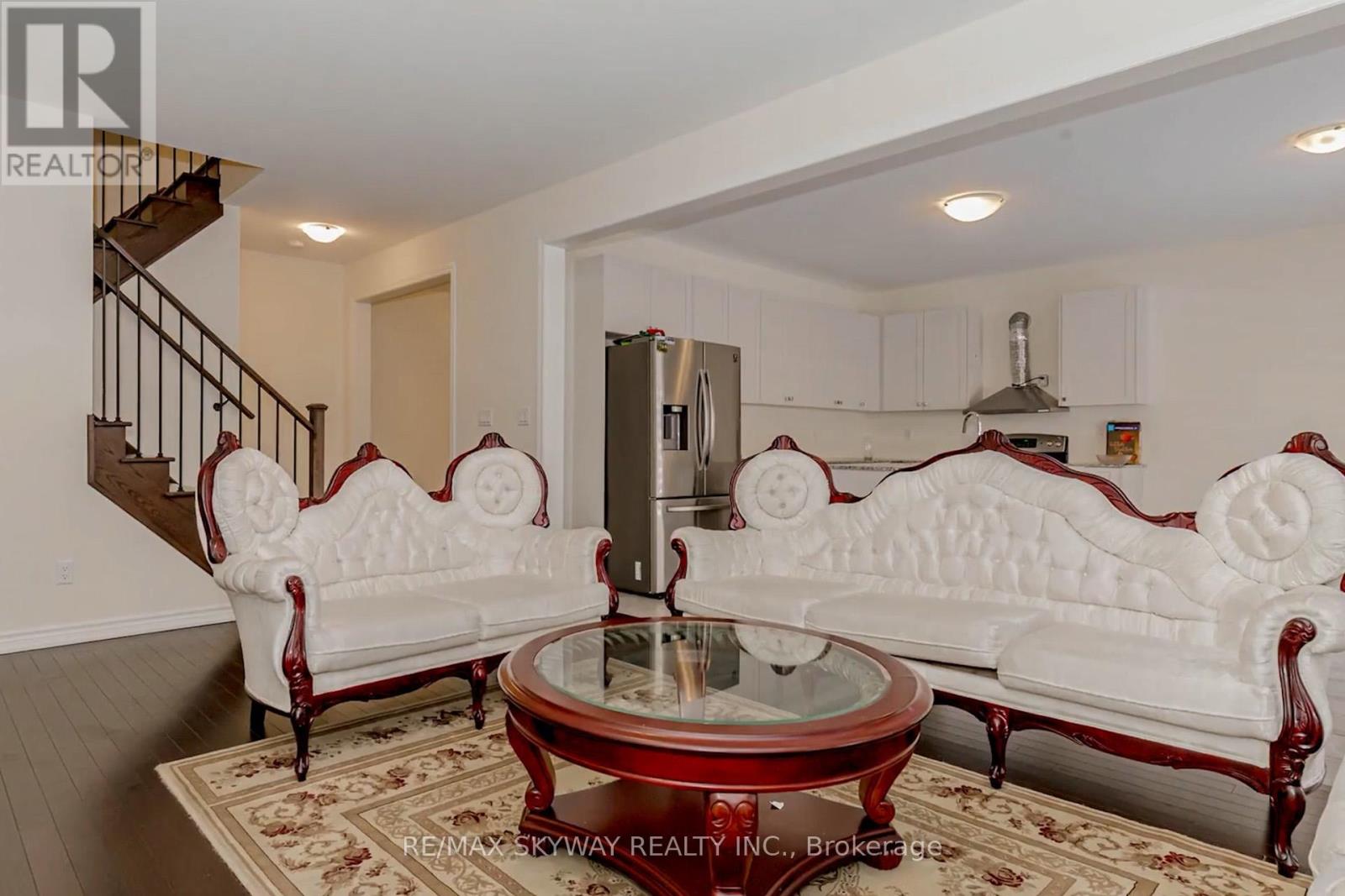 29 Thornvalley Terrace W, Caledon, Ontario  L7C 4H9 - Photo 12 - W12199200