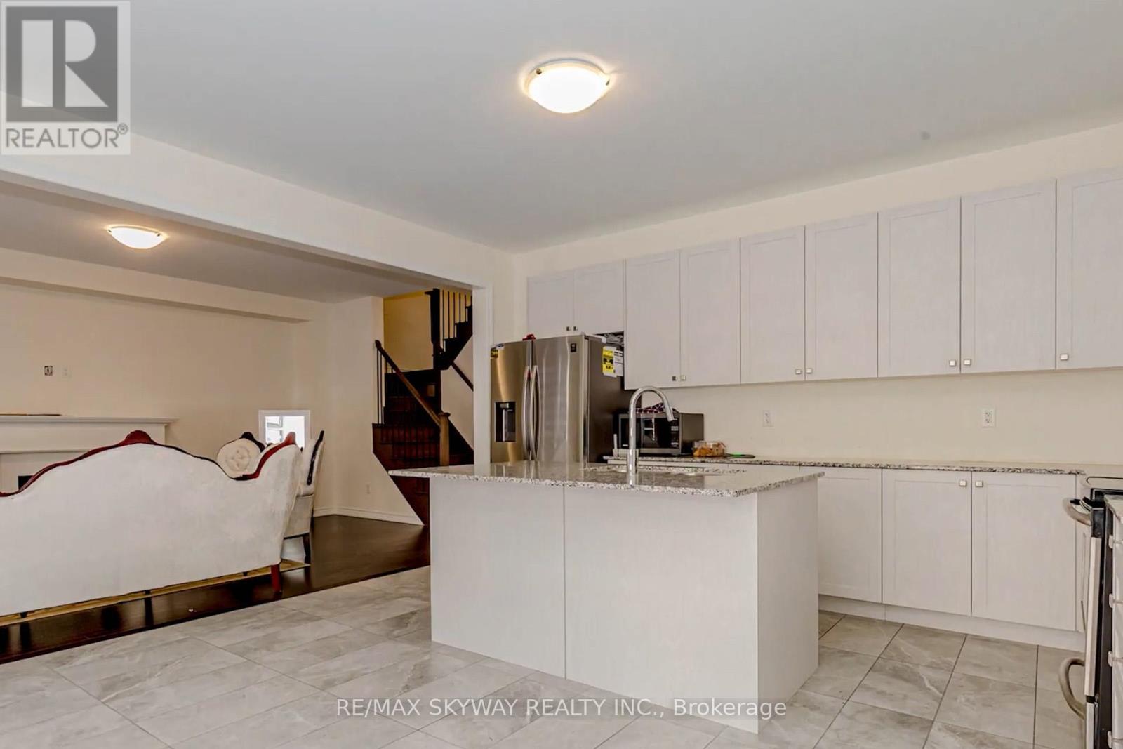 29 Thornvalley Terrace W, Caledon, Ontario  L7C 4H9 - Photo 15 - W12199200