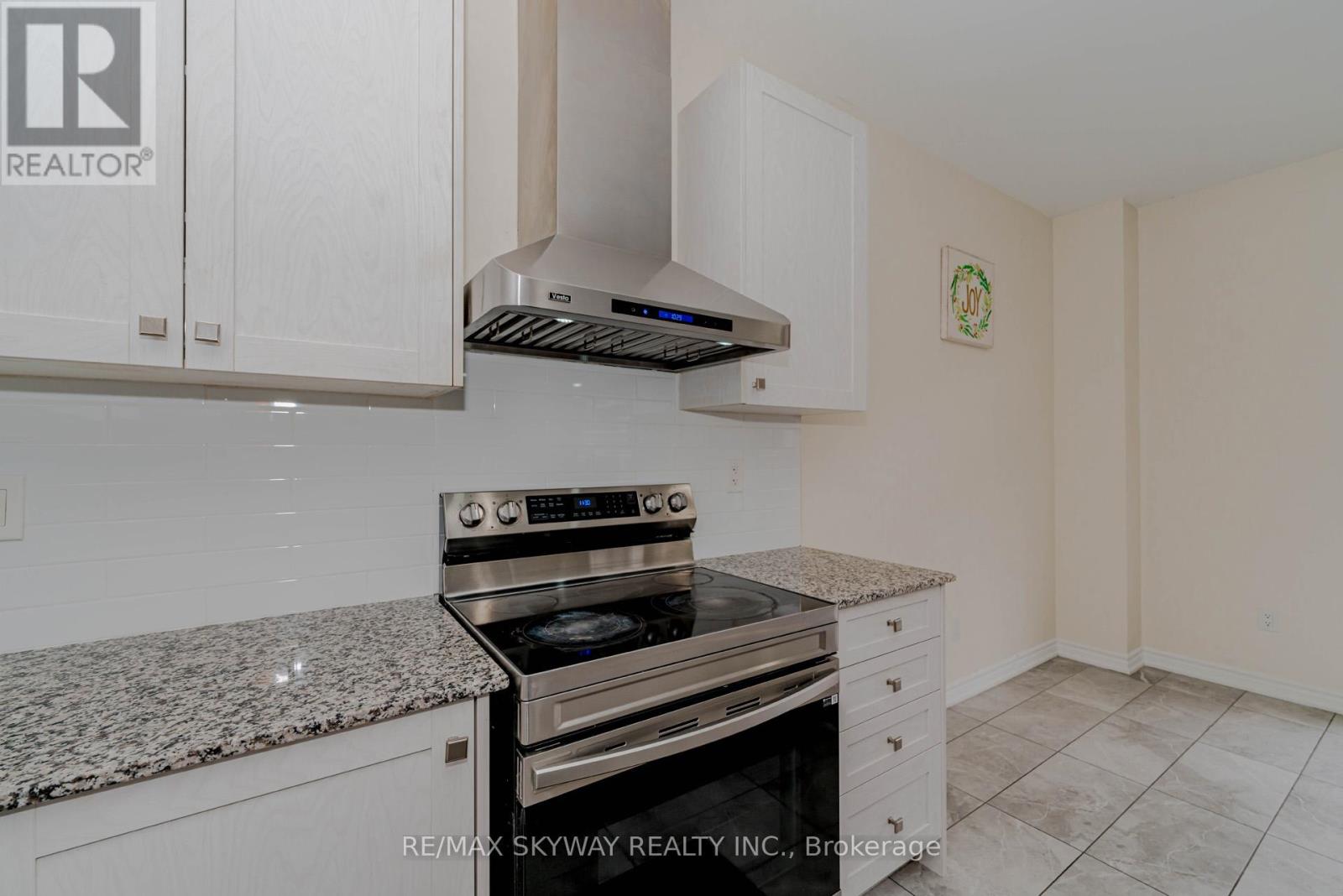 29 Thornvalley Terrace W, Caledon, Ontario  L7C 4H9 - Photo 19 - W12199200