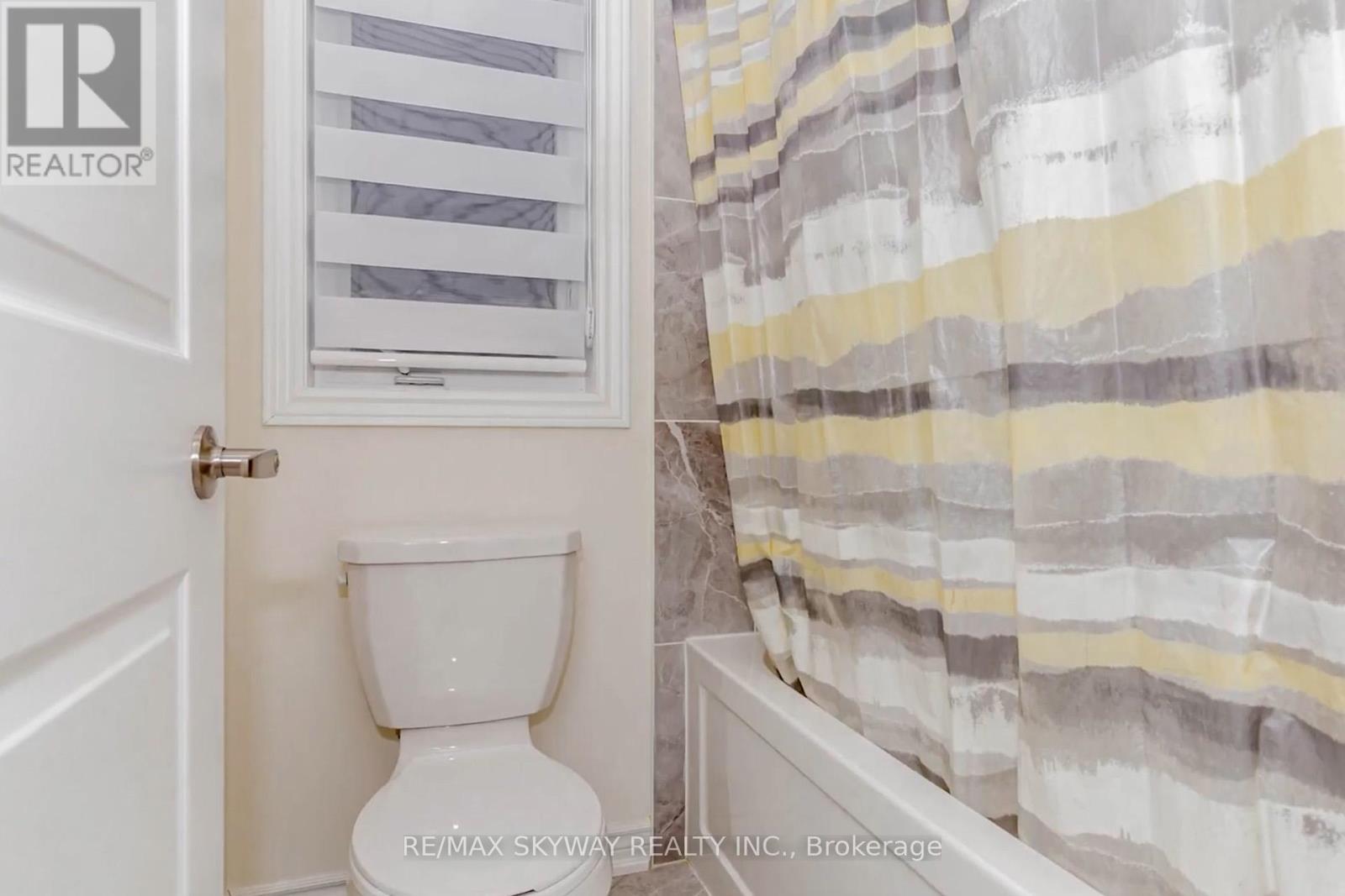 29 Thornvalley Terrace W, Caledon, Ontario  L7C 4H9 - Photo 43 - W12199200