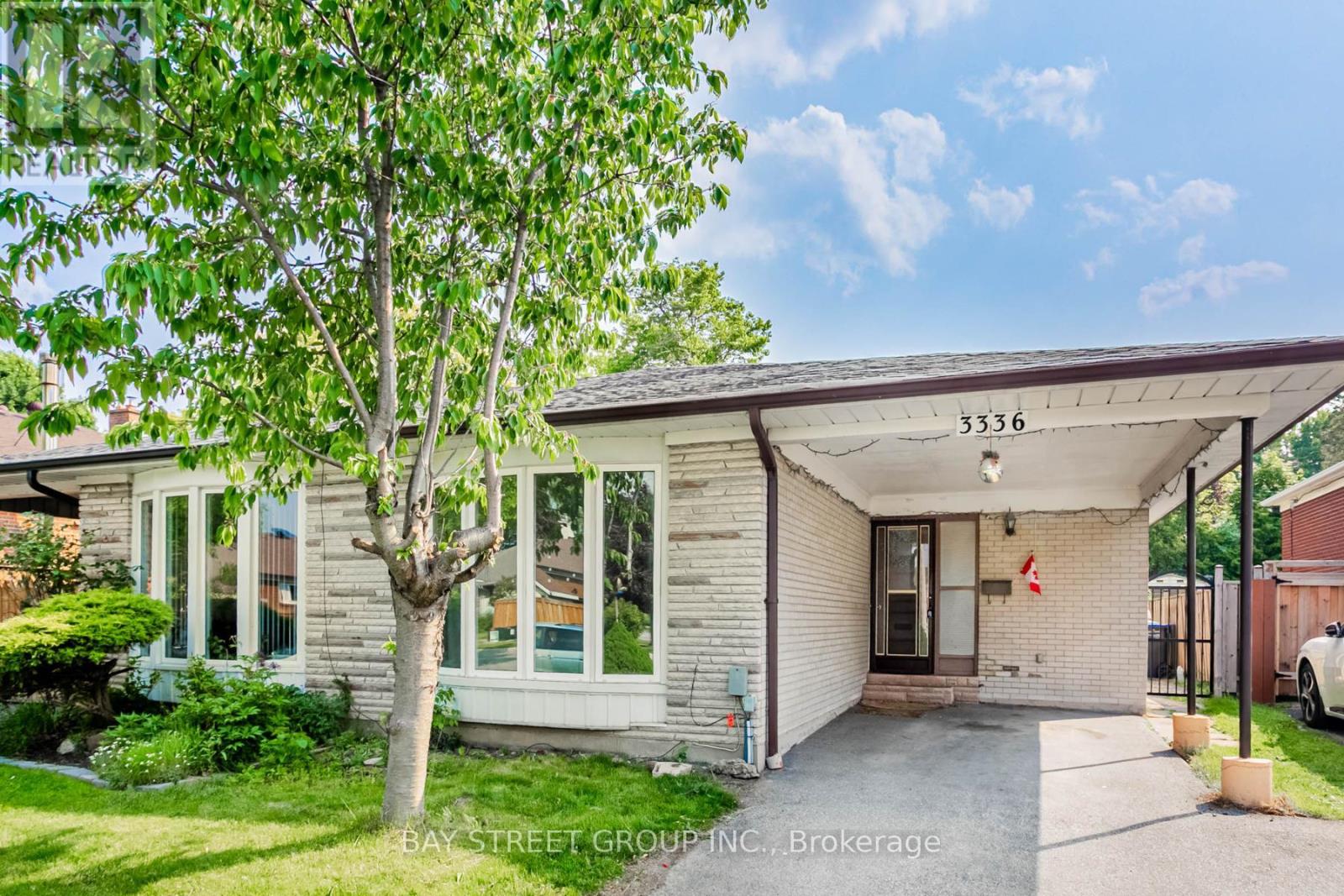 UPPER - 3336 IVERNIA ROAD, Mississauga, Ontario