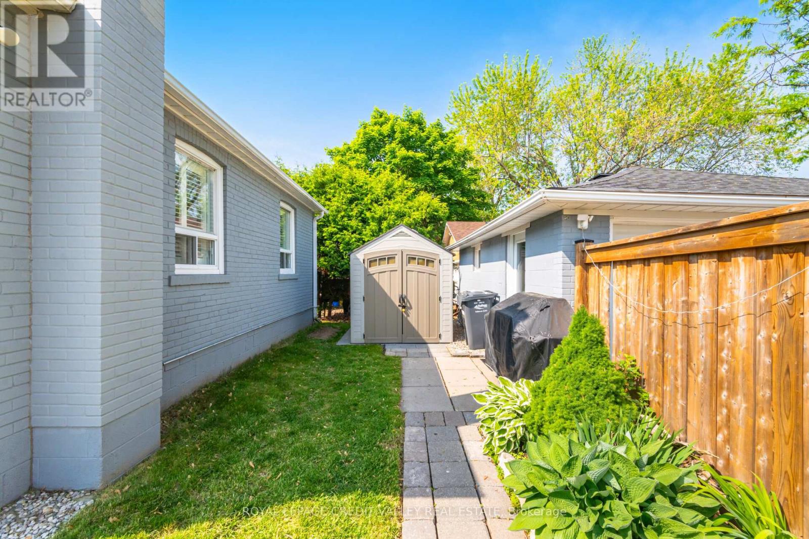 391 Mountainview Drive, Milton, Ontario  L9T 1W1 - Photo 42 - W12199247